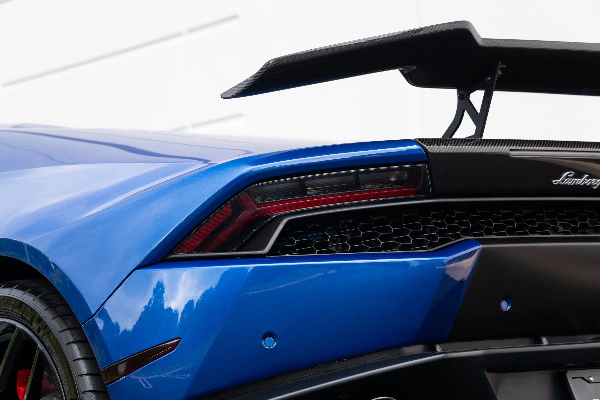 mph034_4275614311_Used_2015_Lamborghini_Huracan_LP_610_4_1780446650_9b1e7c626a