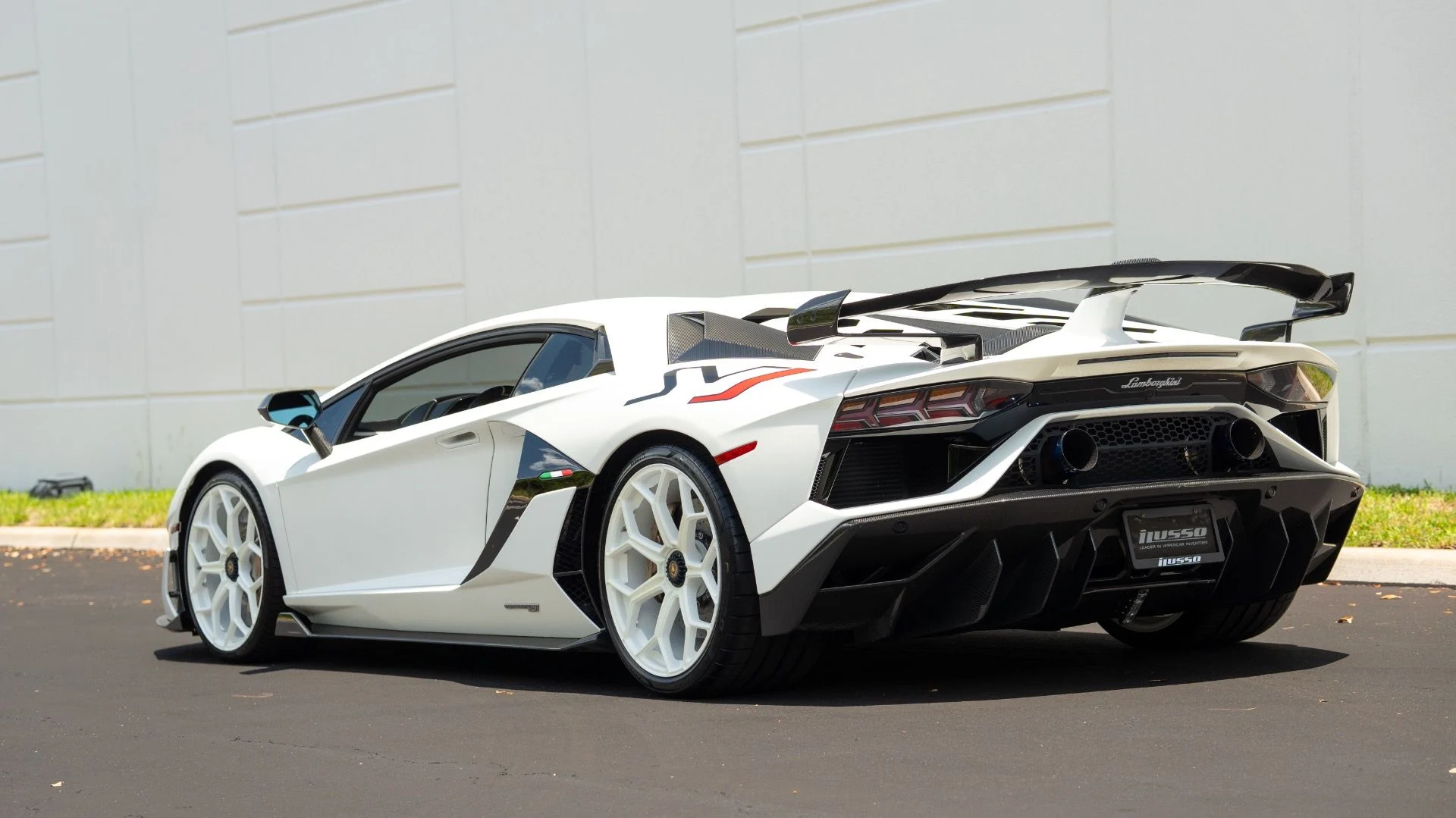 mph034_4277187097_Used_2019_Lamborghini_Aventador_LP_770_4_SVJ_1754340799_6b8020bf49