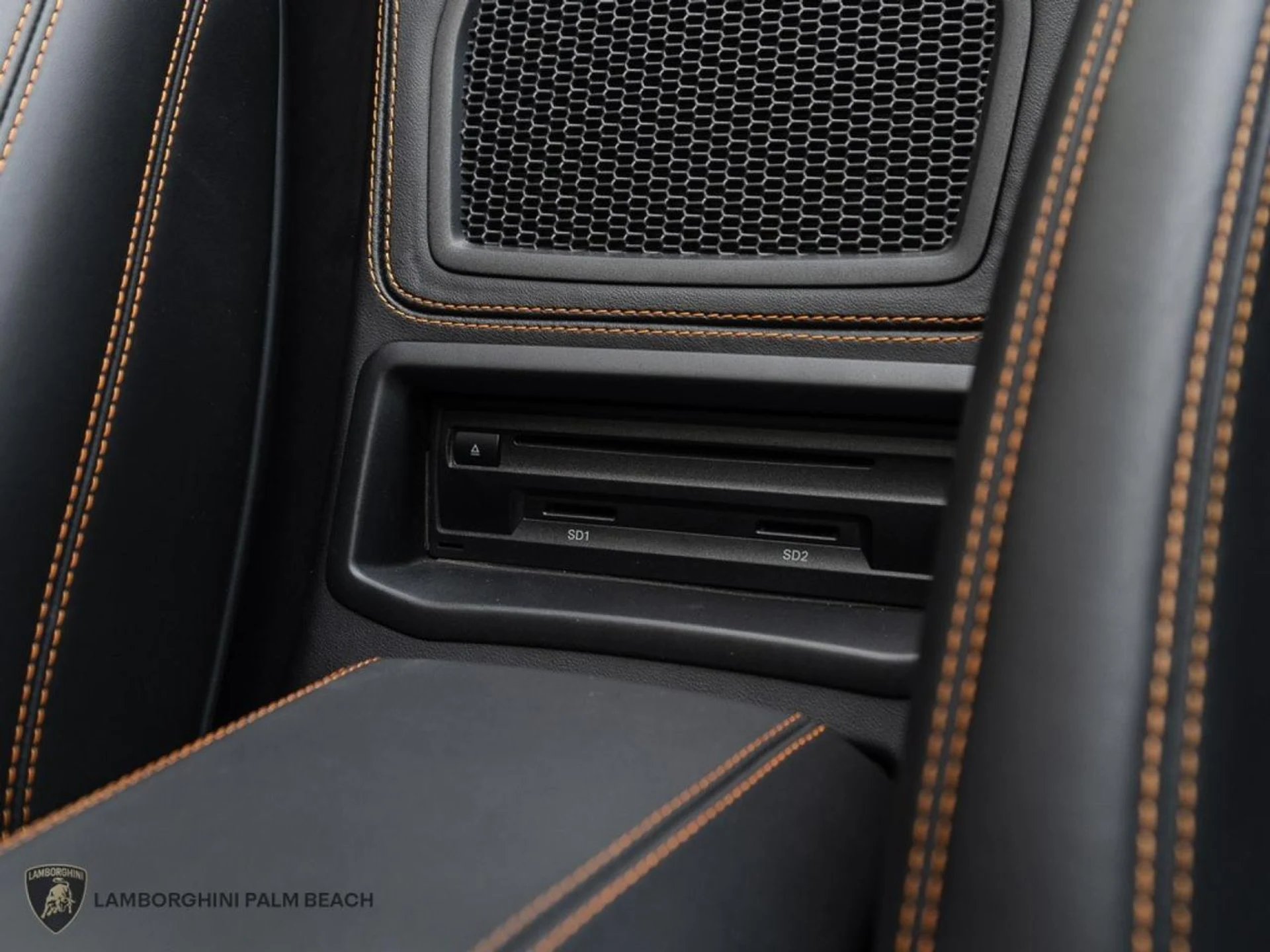 mph034_4282004570_4a3d2fe6b15901cf80c71e87f47d671f_311e8a1035