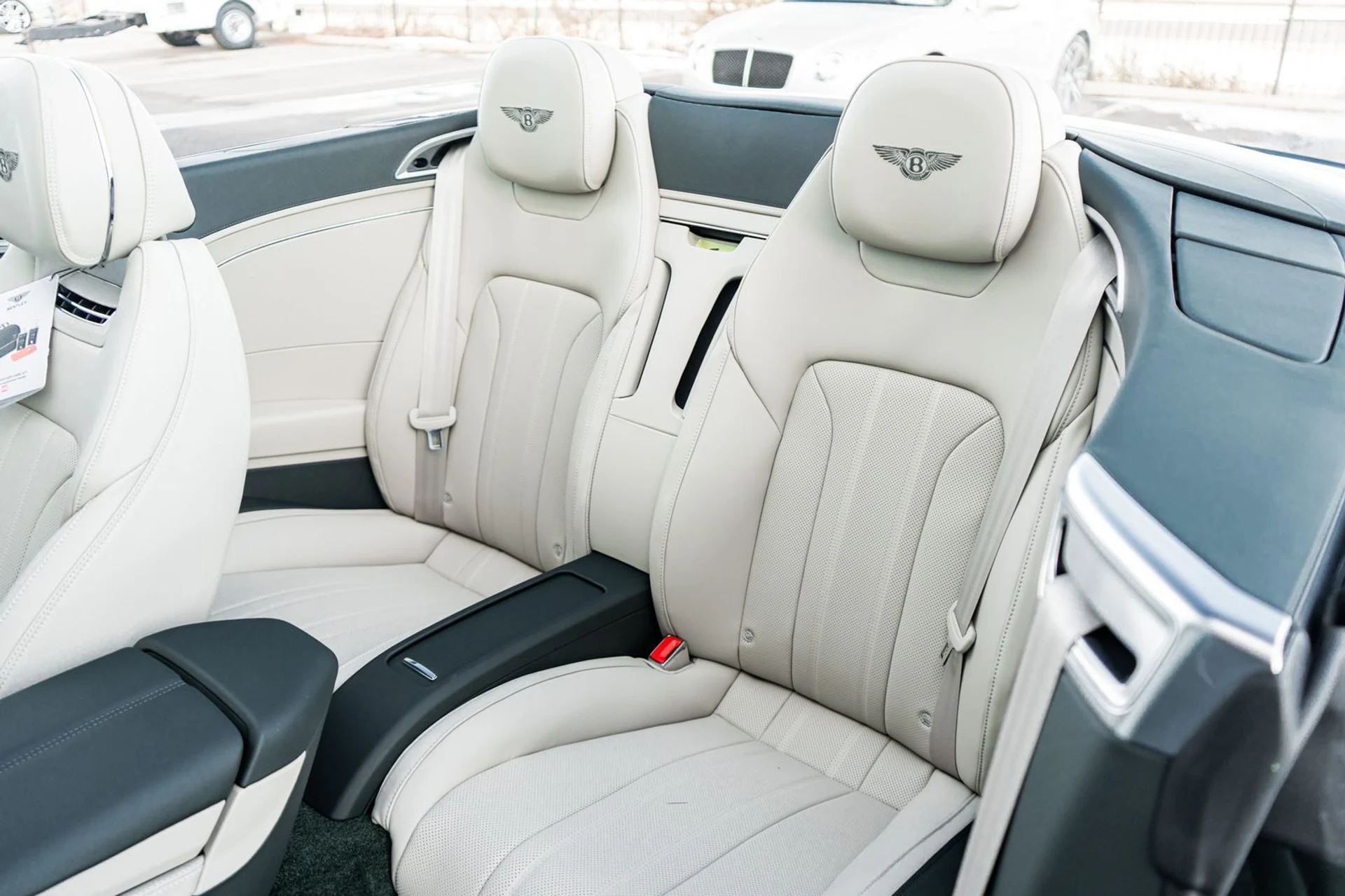 mph034_4290980664_e8e36d75_7c15_44d0_a5db_d7df3566aa11_7bb653c340