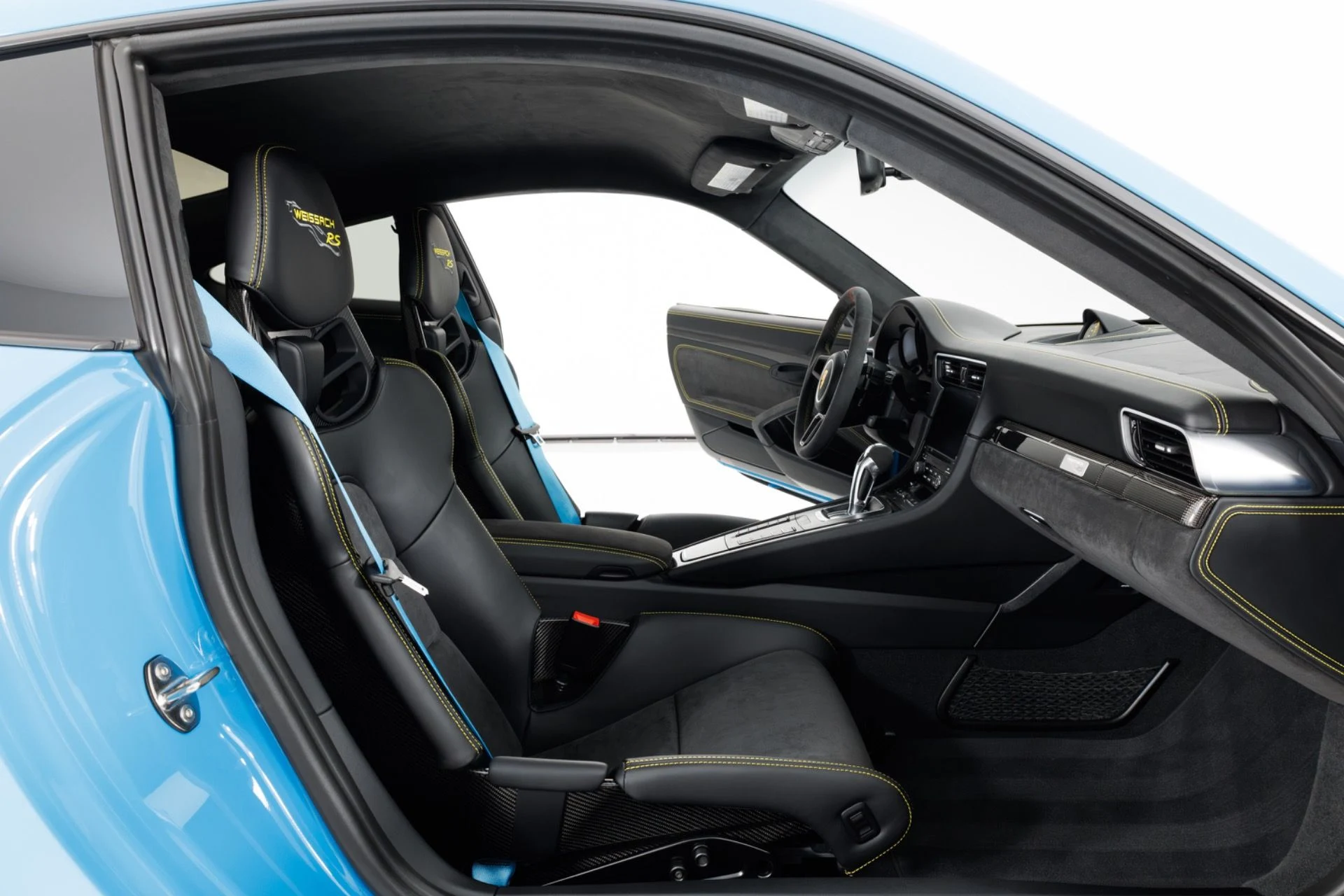 mph034_436665194_Used_2018_Porsche_911_GT_2_RS_1783631648_a1f70ed20c