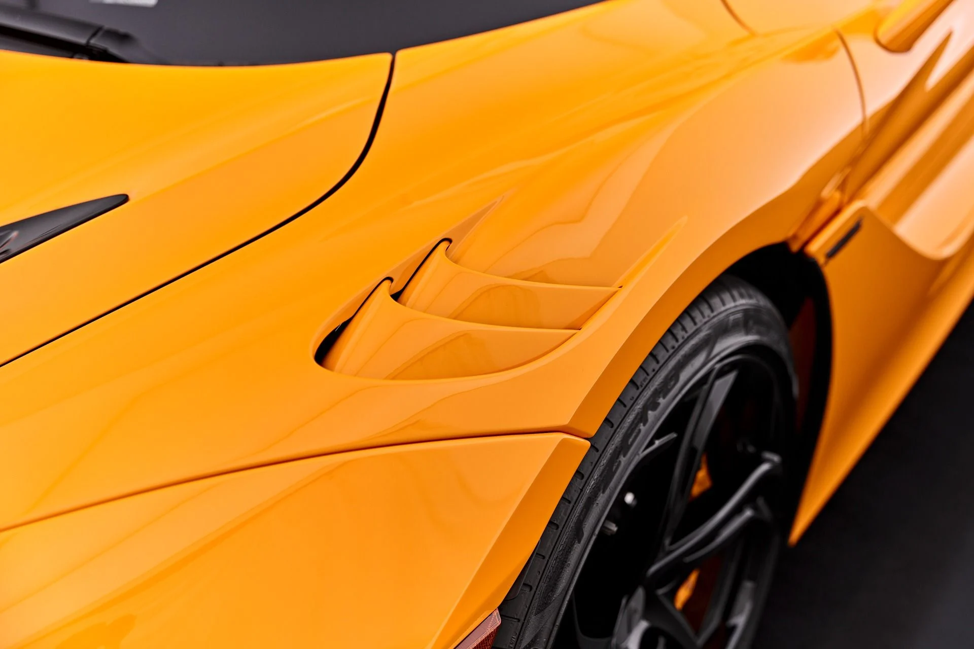 mph034_440356186_Used_2025_Mc_Laren_750_S_1786993762_dc18a86ac7