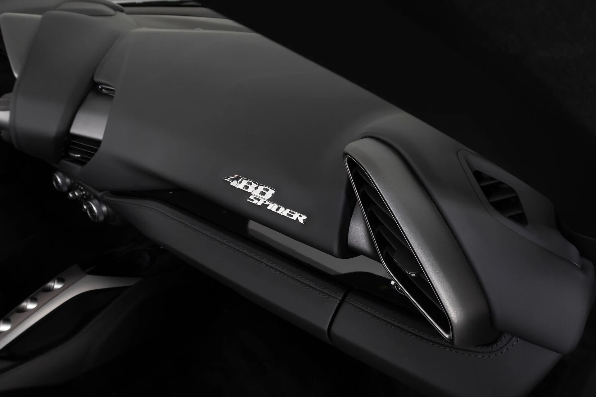 mph034_449059361_ffae4e2ec756ecc55eccc36d9aa34c9c_d462d40cc1