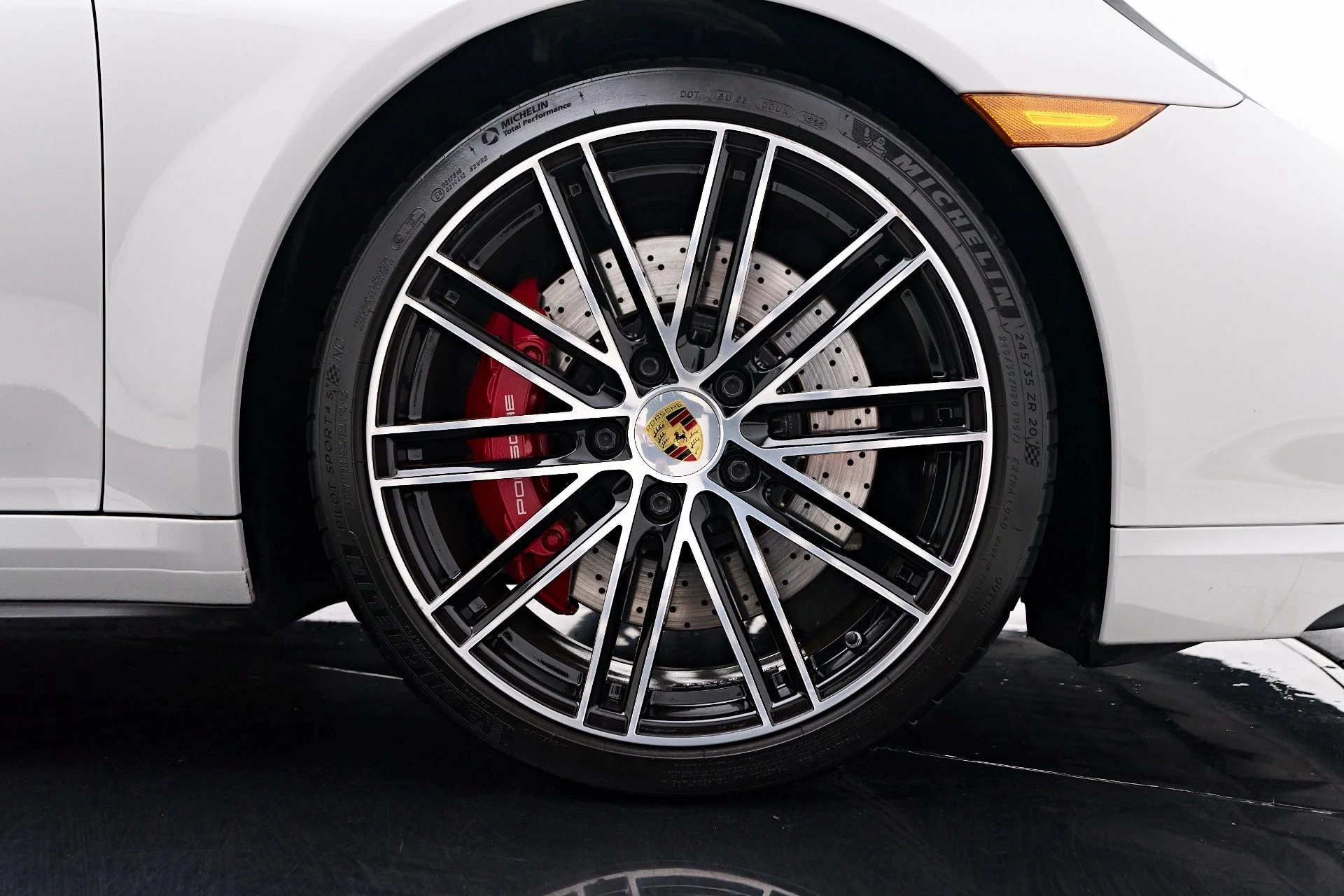 mph034_44946506_Used_2019_Porsche_911_Turbo_1757547215_c165998edf