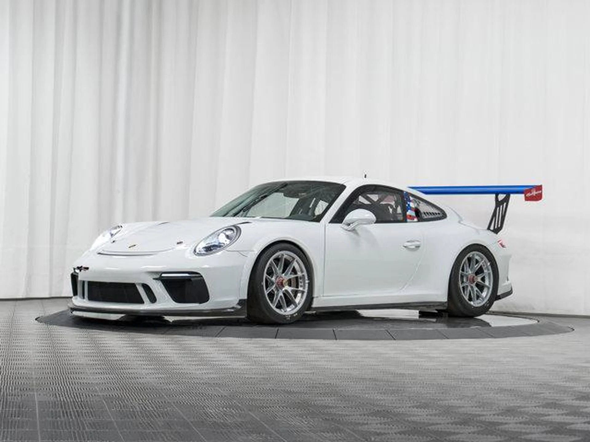 mph034_455558216_F6_C3_O5_OPF_10_Ir_Ff_SEA_Vs_Dtc_U_Ig_0fccfe1d78