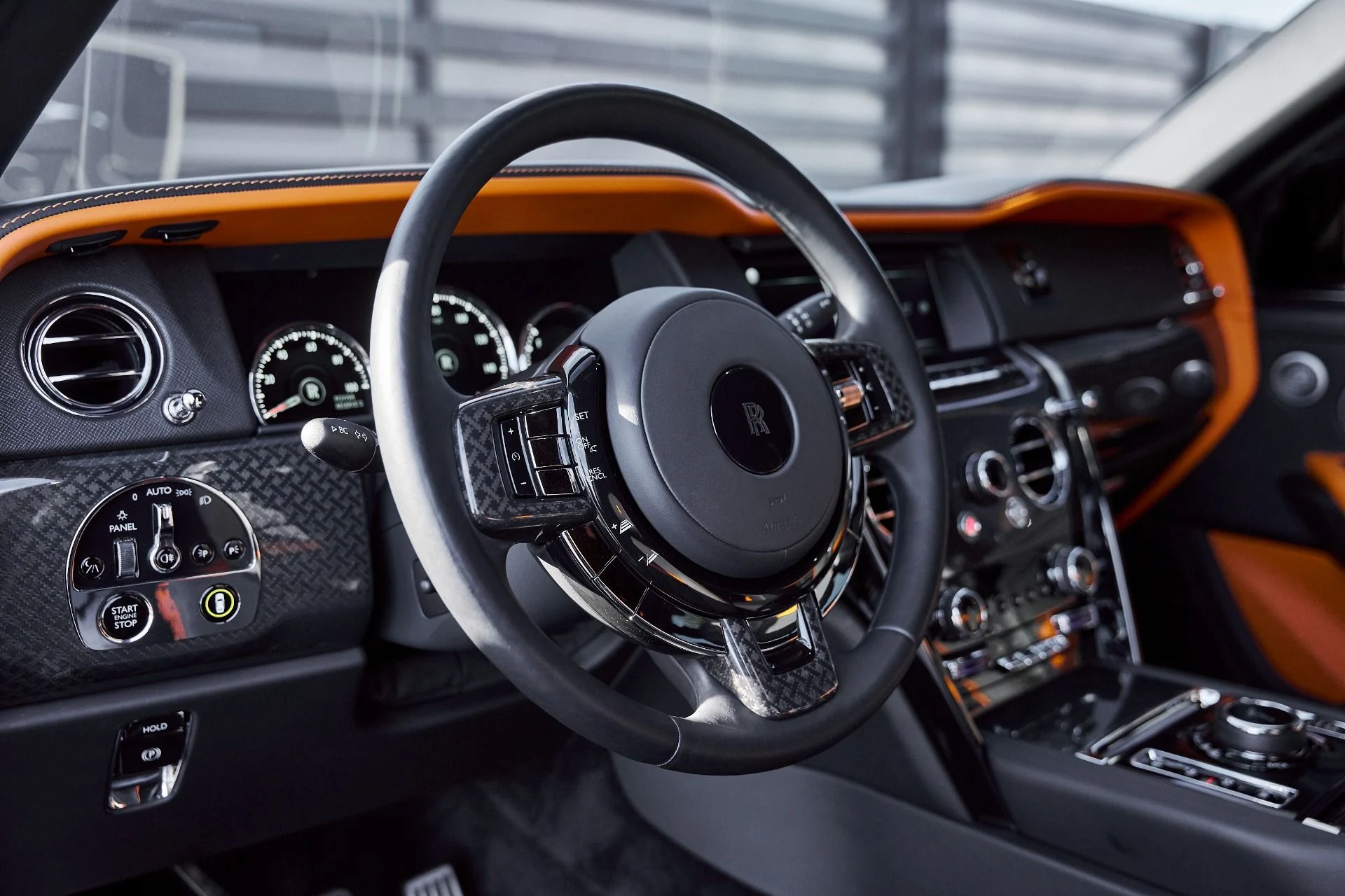 mph034_459220967_Used_2022_Rolls_Royce_Cullinan_Black_Badge_1768359495_2e4419f2fd