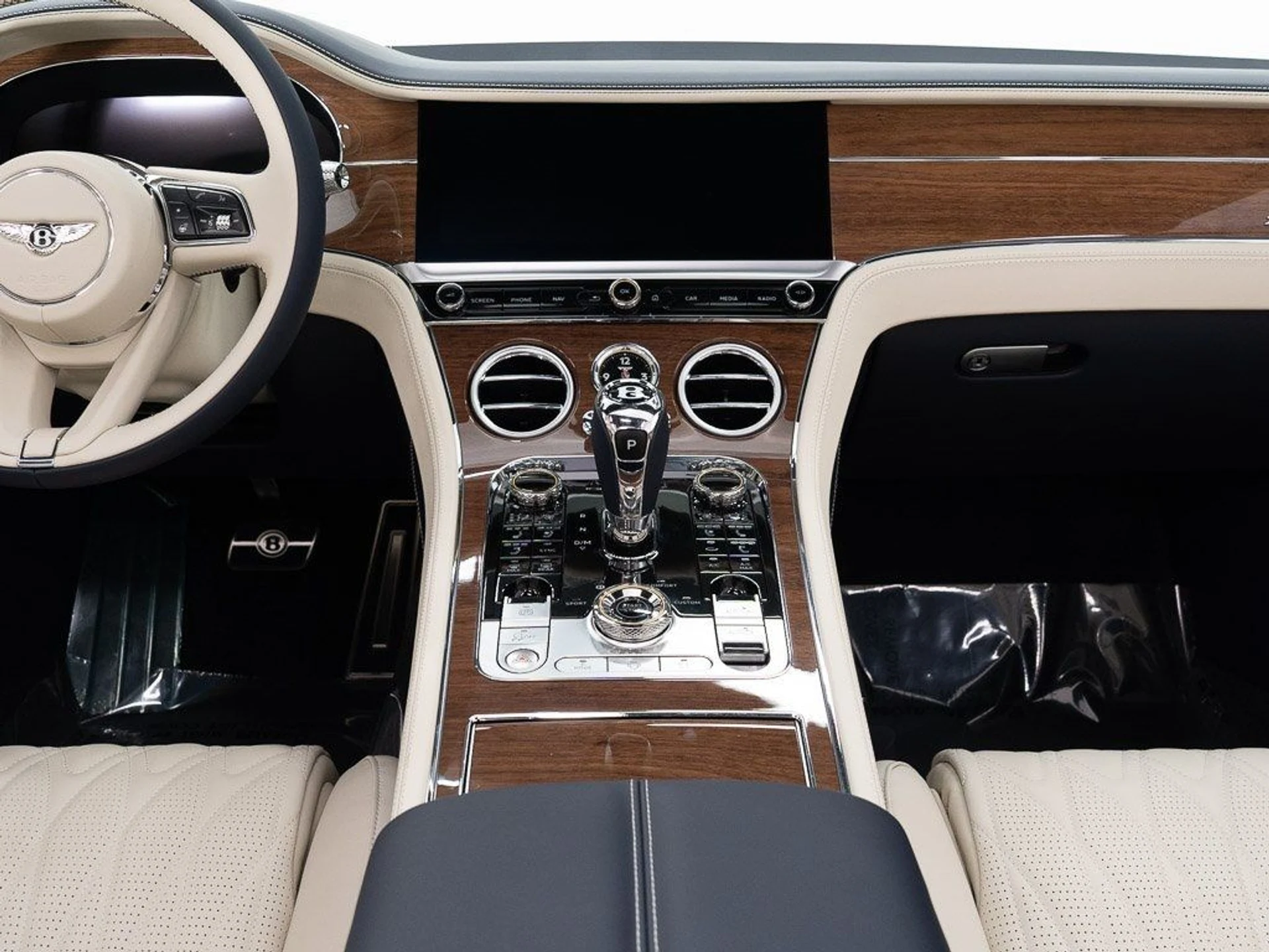 mph034_463196969_70f6b248bd65b9bd1351b28d4d58eb2f_eedfc879cc