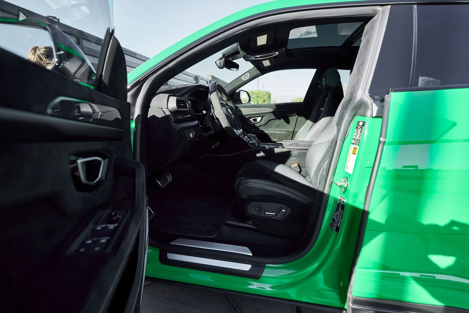 mph034_465394318_Used_2024_Lamborghini_Urus_Performante_1764124797_c99361c9ba