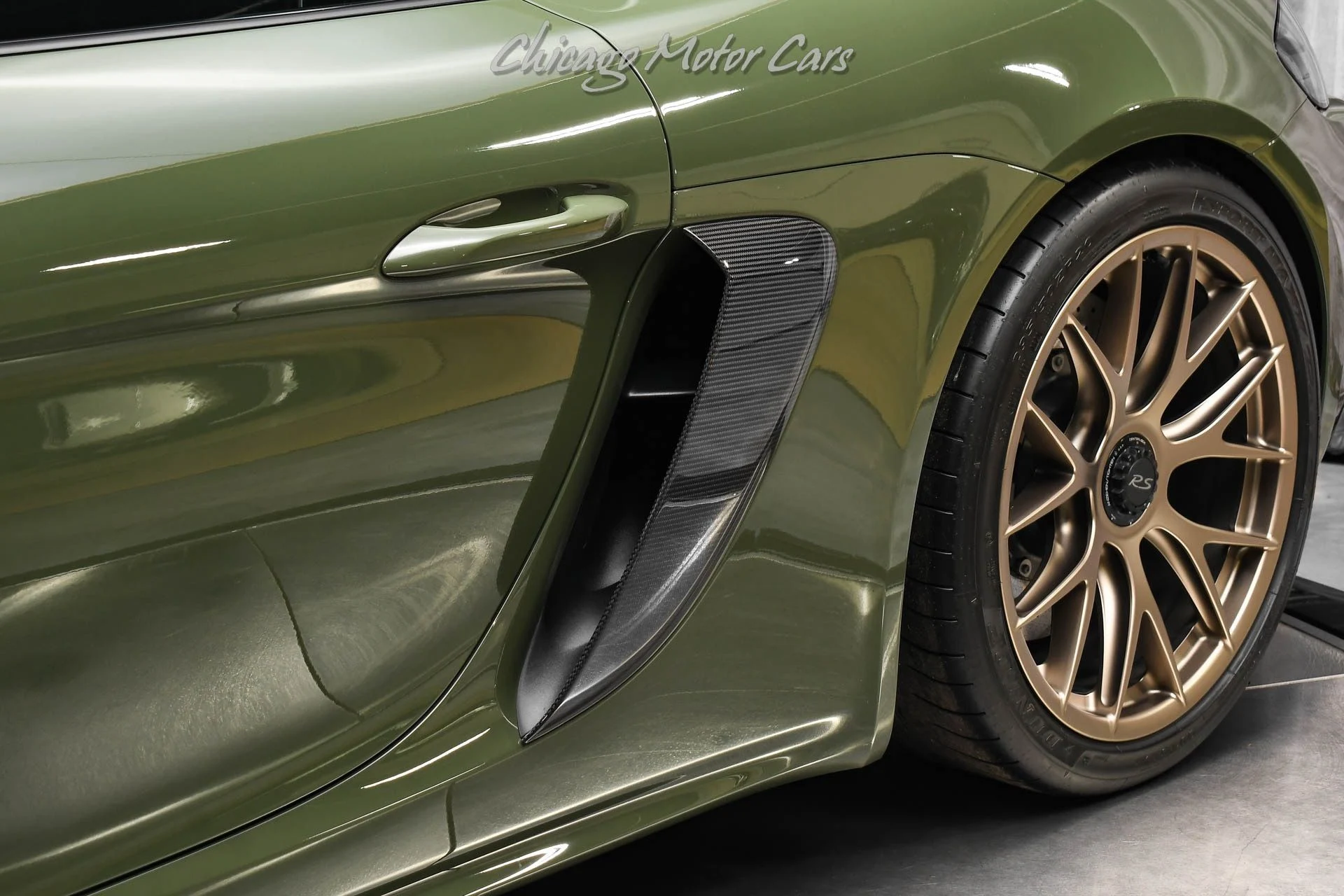 mph034_46595100_13028_p35_l_61f6b6a7c3