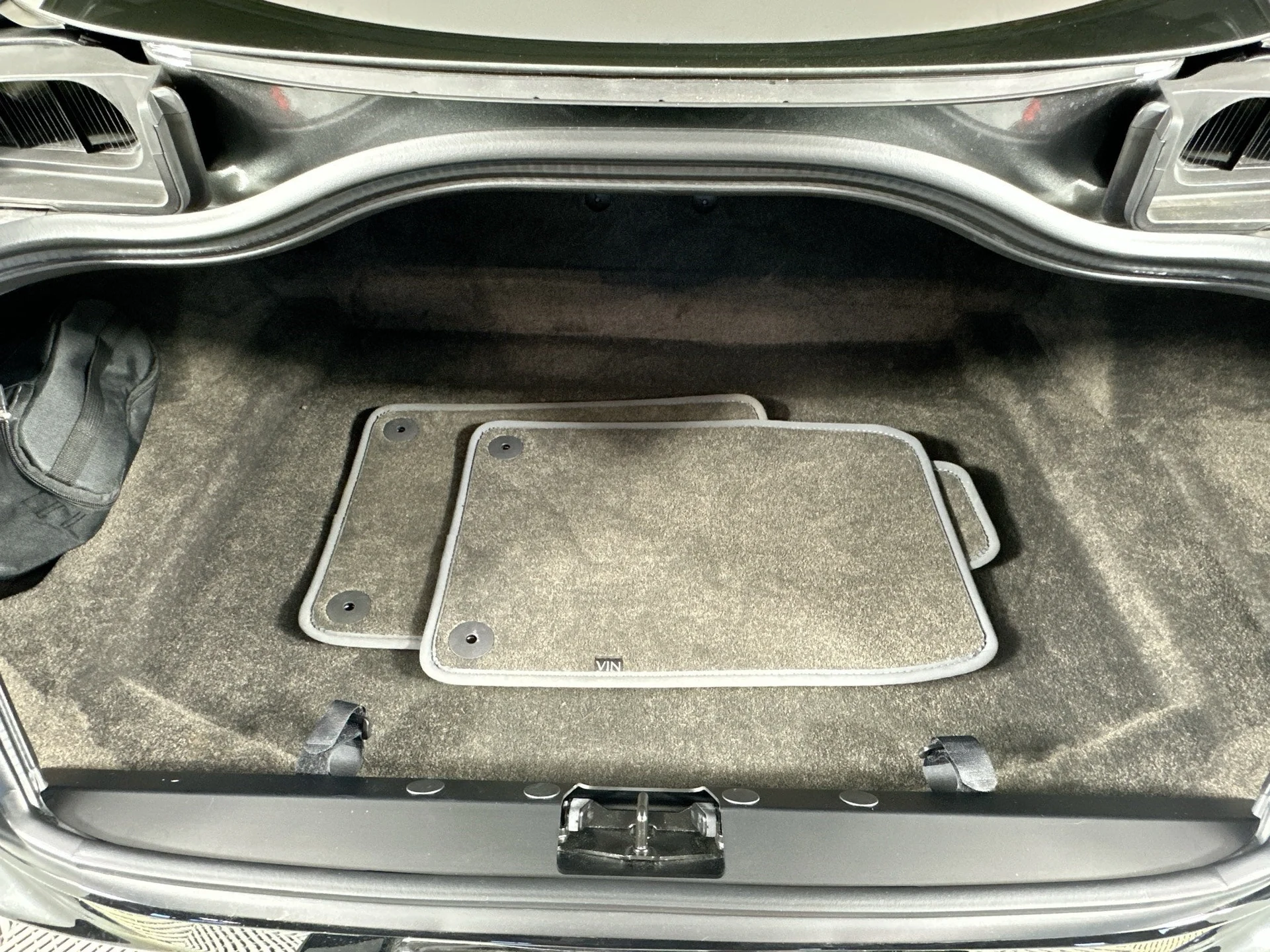 mph034_470214620_35_2e36be9978