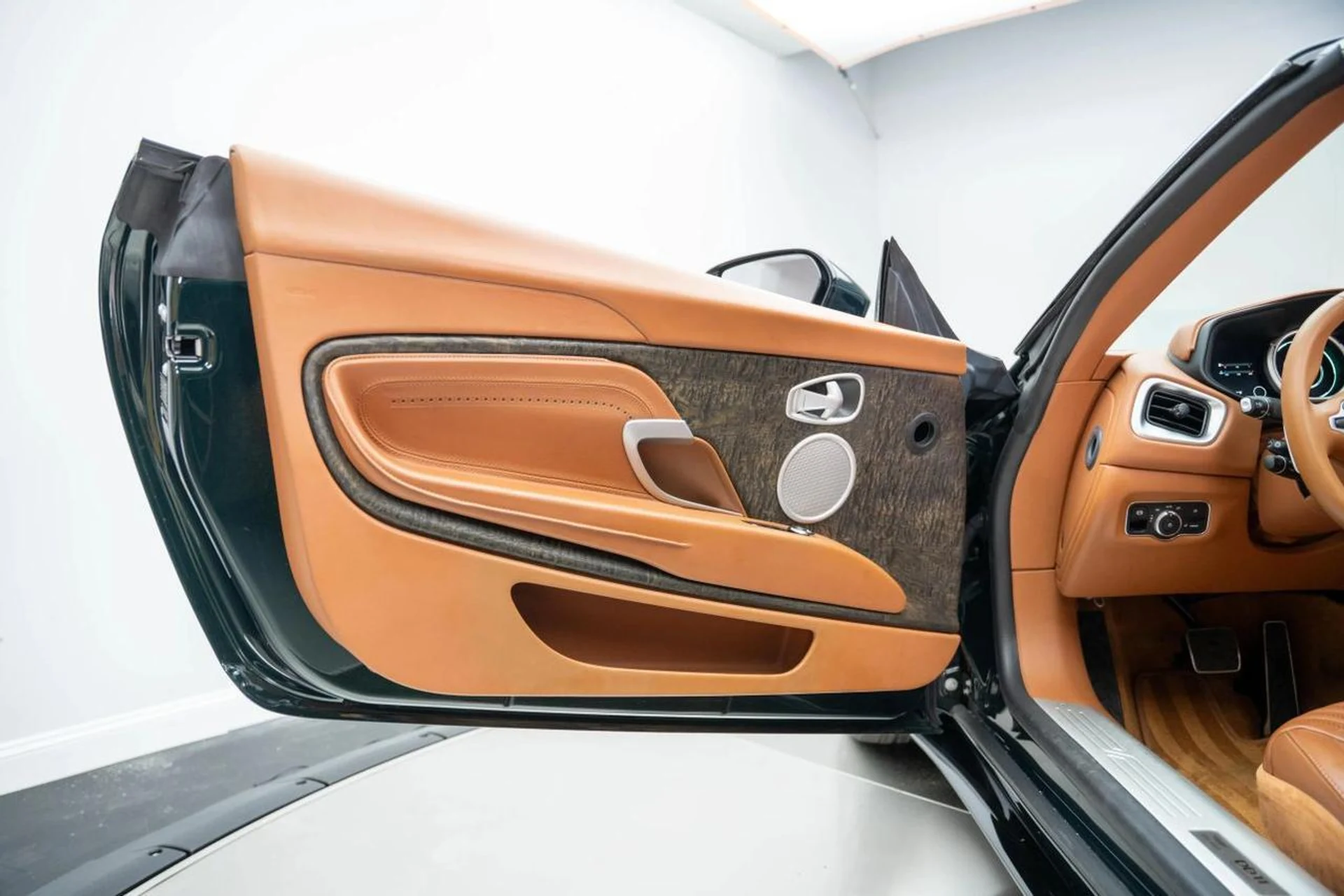 mph034_478970237_bec40f0fe6b3928149c1602379decce5_9f6e1c9556