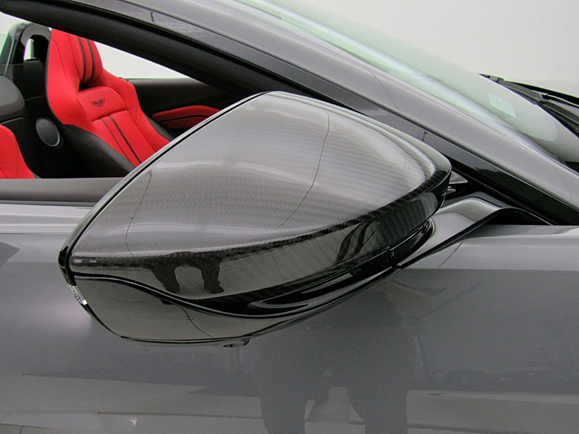 mph034_479216332_Used_2023_Aston_Martin_Vantage_Roadster_0fdb188dcd