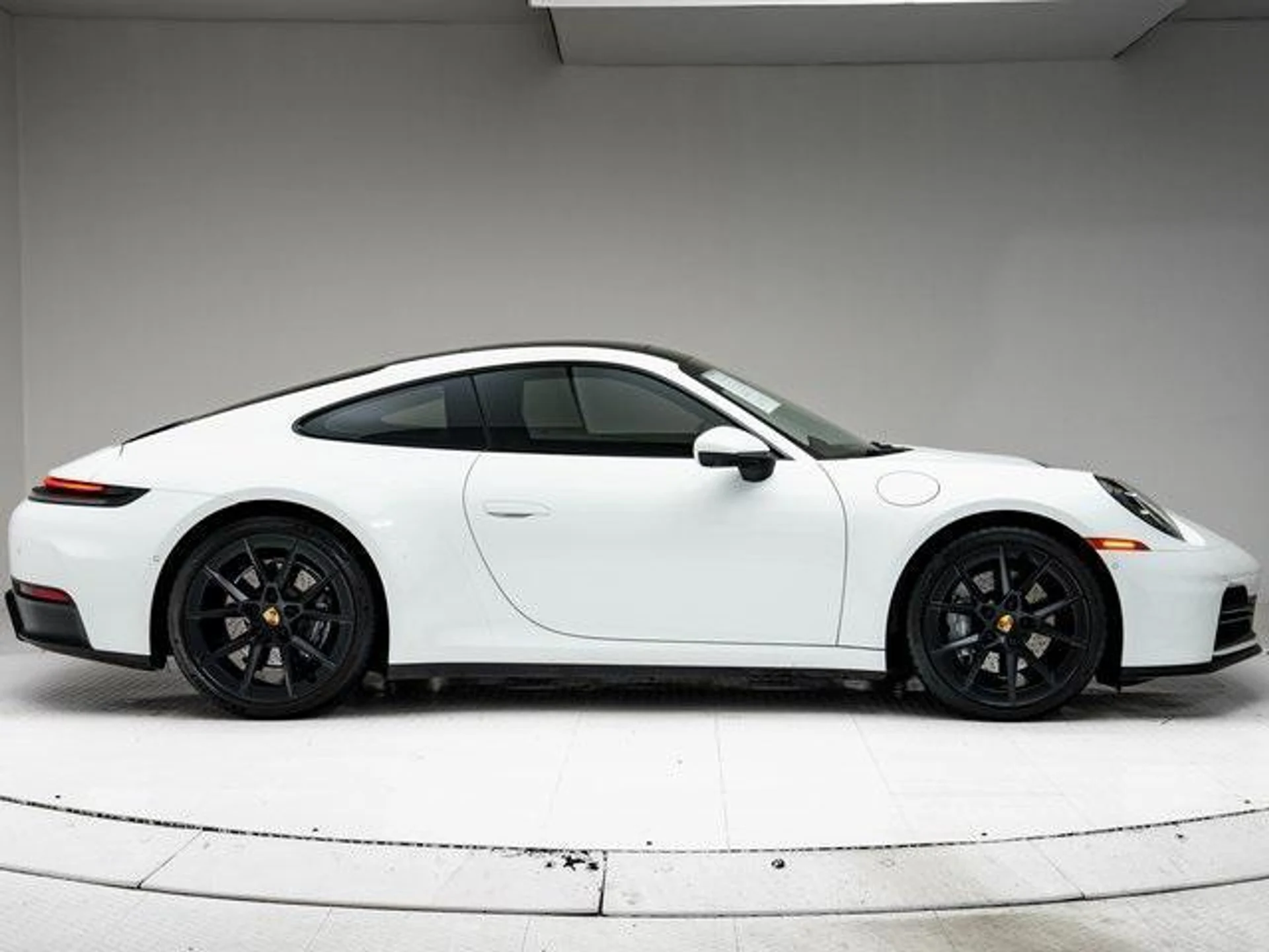 mph034_487904408_Twg_Ha_O_Odd_A_g50_Ji_Sq_Ni3_T_Lw9_E_77d1d4d3af