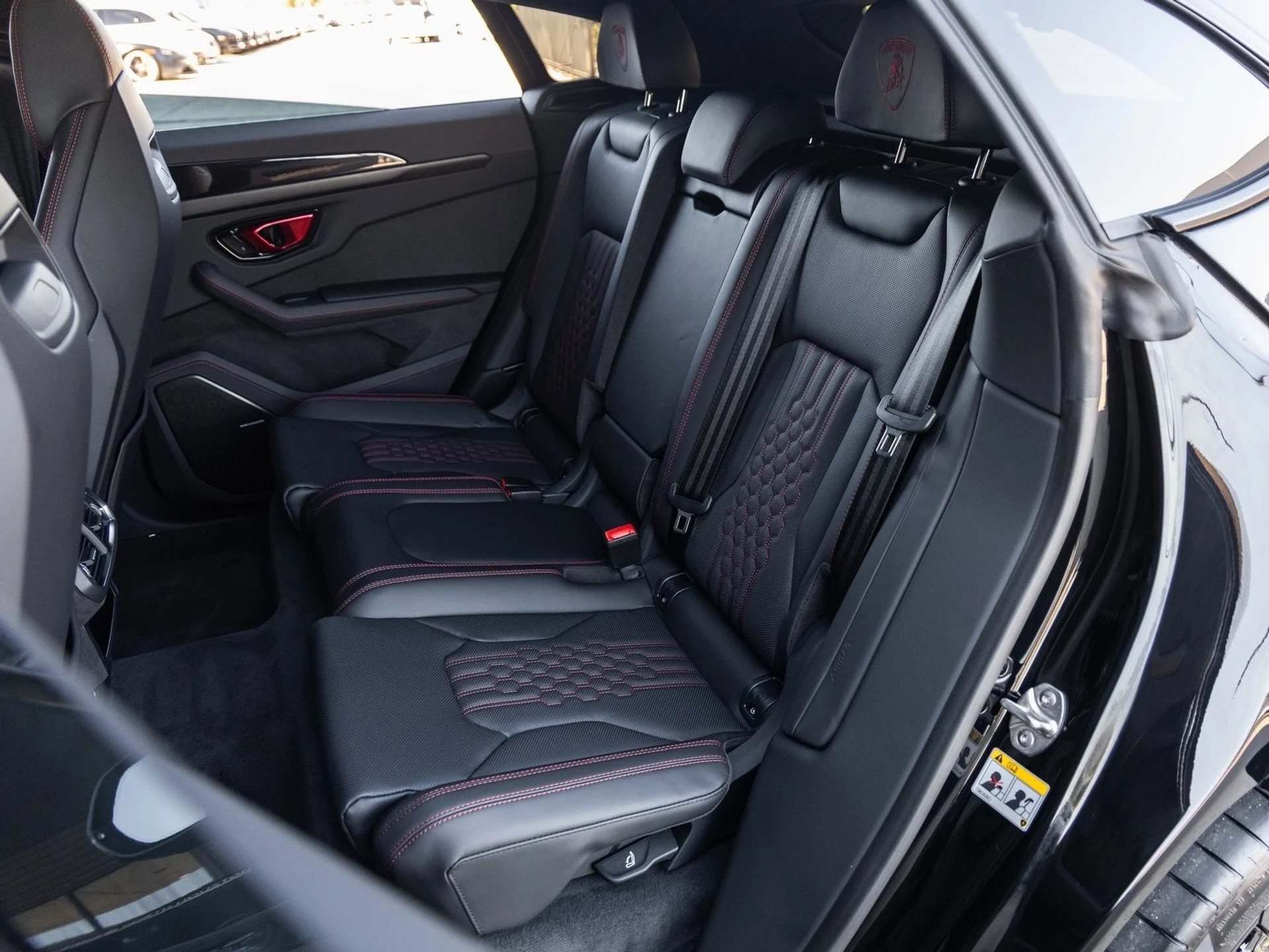 mph034_488531916_35_ae6e708fcf