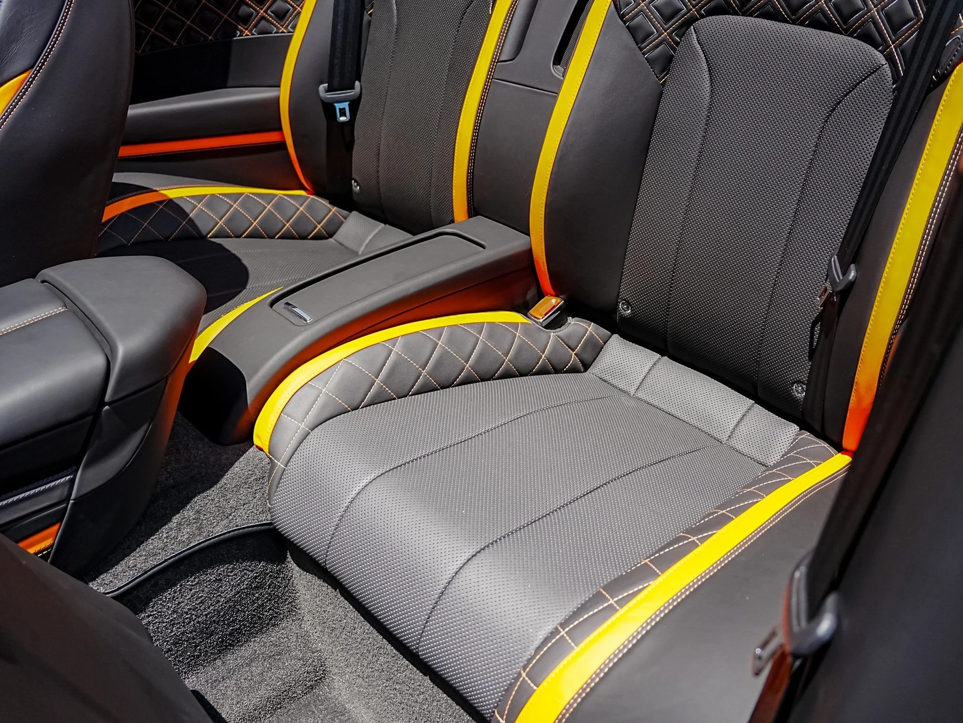 mph034_492468365_Hi_Tech_Luxury_Imports_LLC_SCBDT_4_ZG_2_PC_008421_image_34_018556cbfe