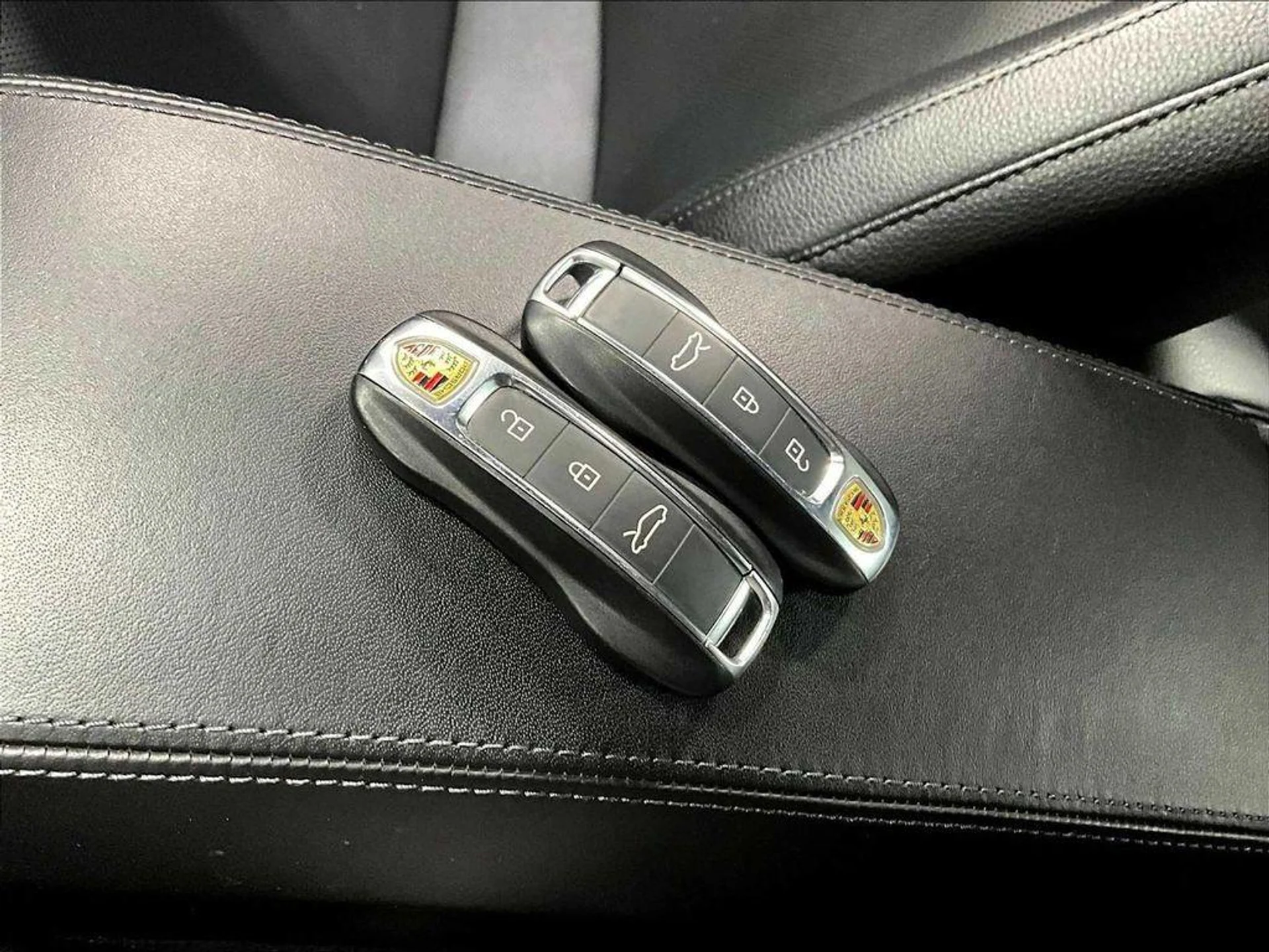 mph034_49987174_3_DA_2g_Bb_AI_Ngs_Hxx1_V9_SI_1rloa5c_c8bad6f0b8