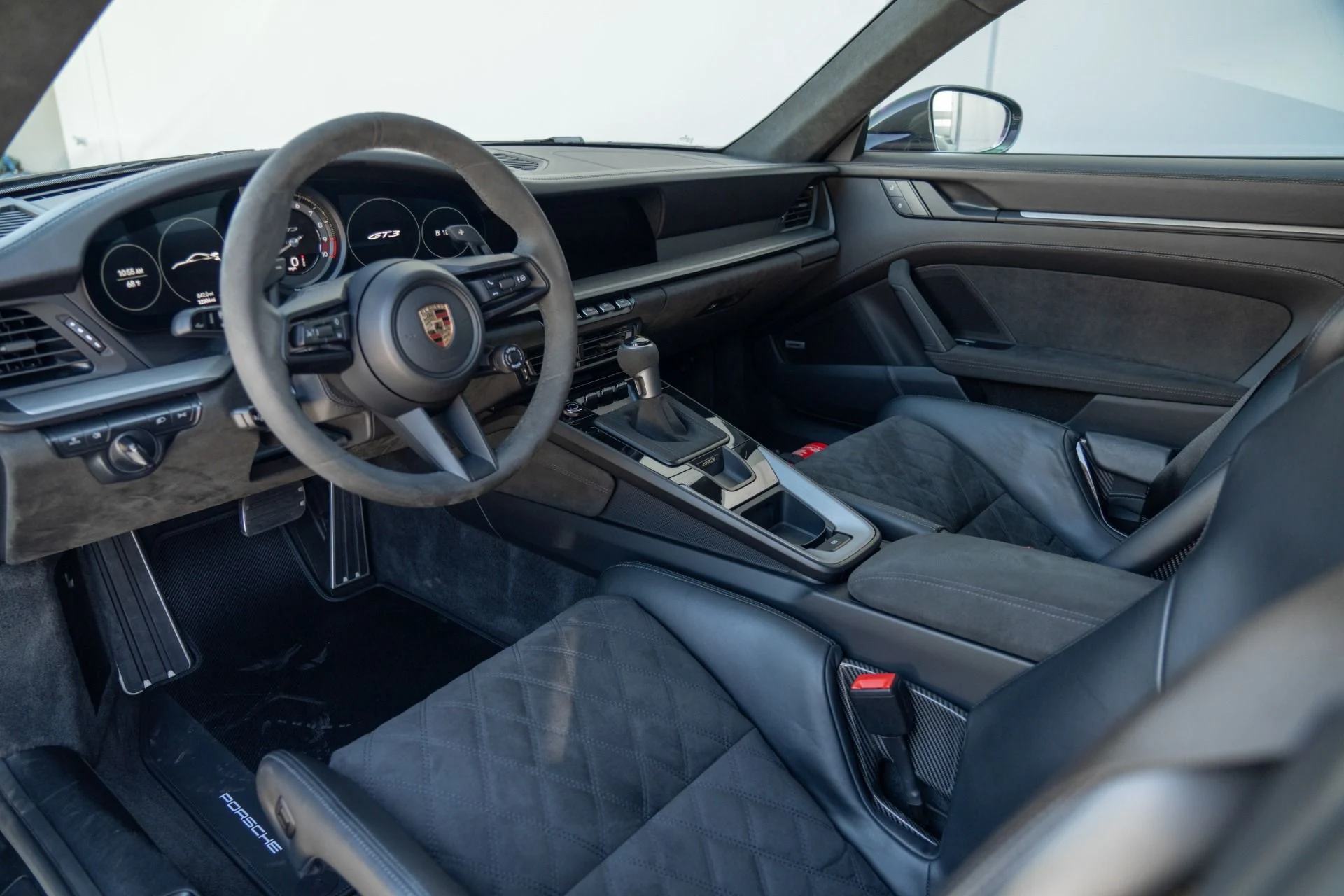 mph034_502303075_Used_2022_Porsche_911_GT_3_1759443060_d7fc2f7d09