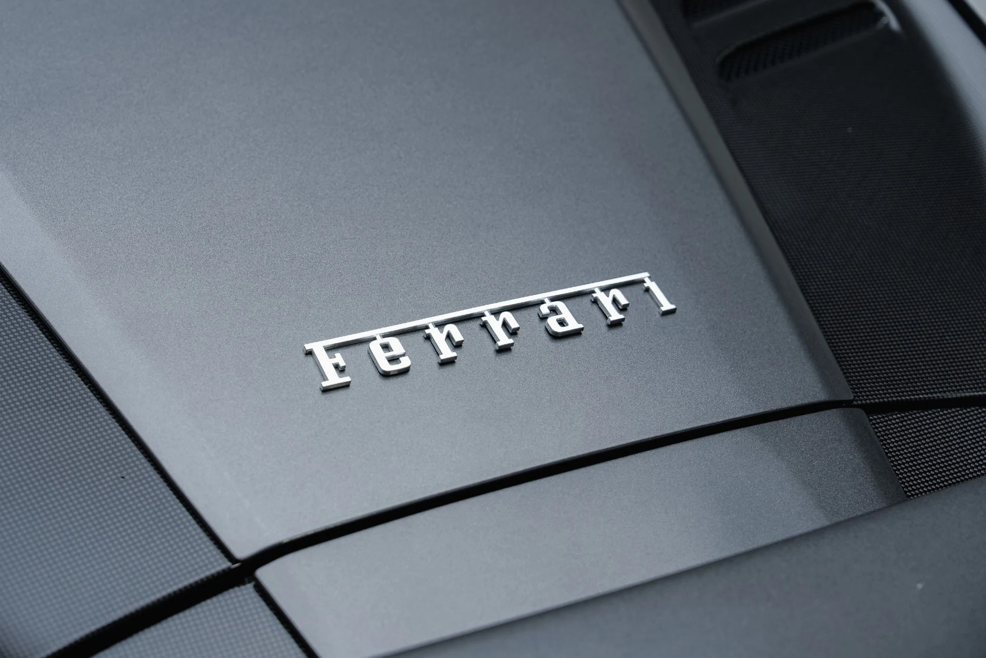 mph034_505917654_Used_2022_Ferrari_F8_Spider_1792785101_56a8f2ed6a