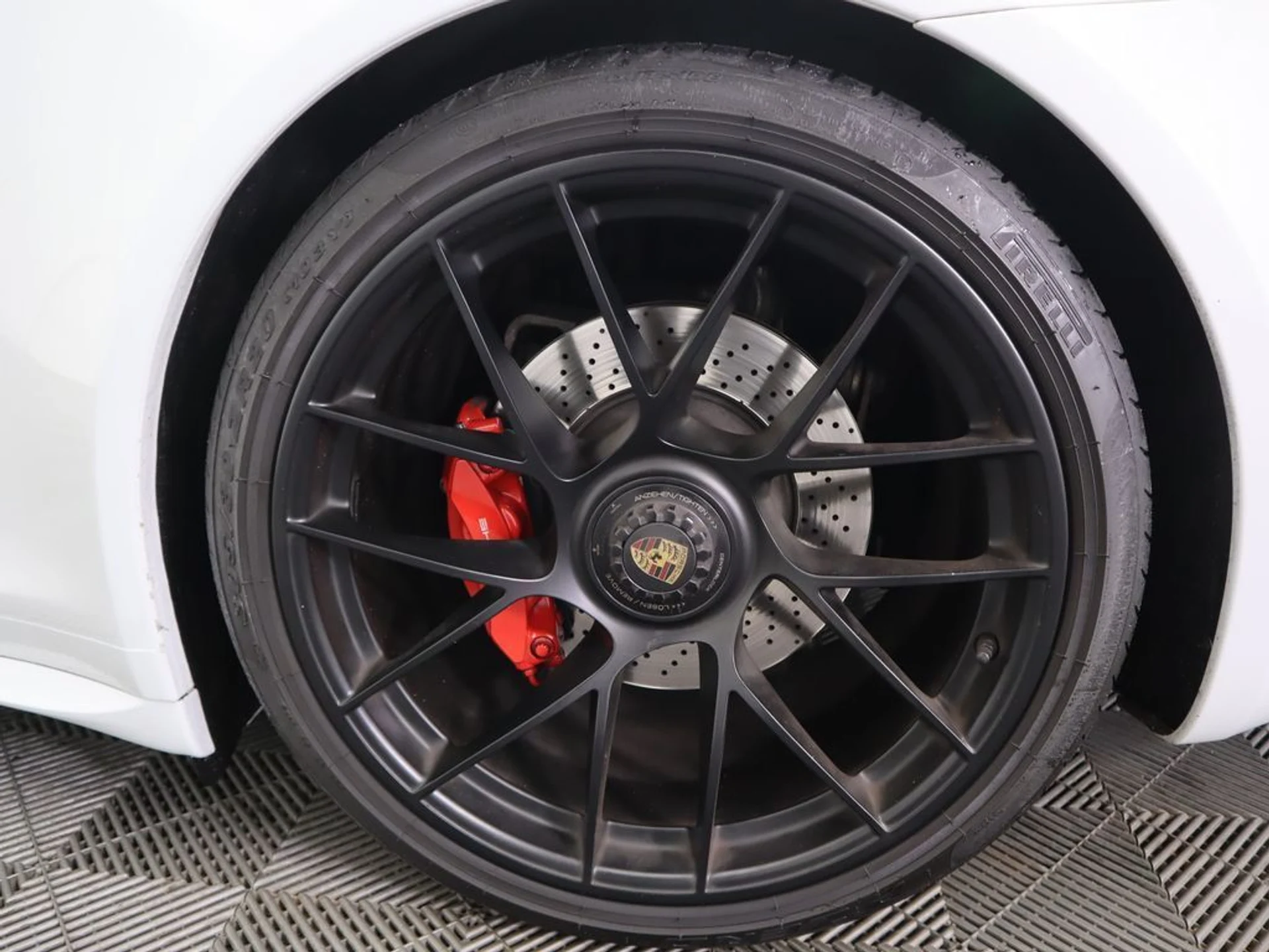 mph034_512383256_used_2018_porsche_911_carrera4gtscabriolet_8119_22948233_35_1024_8337fd310f