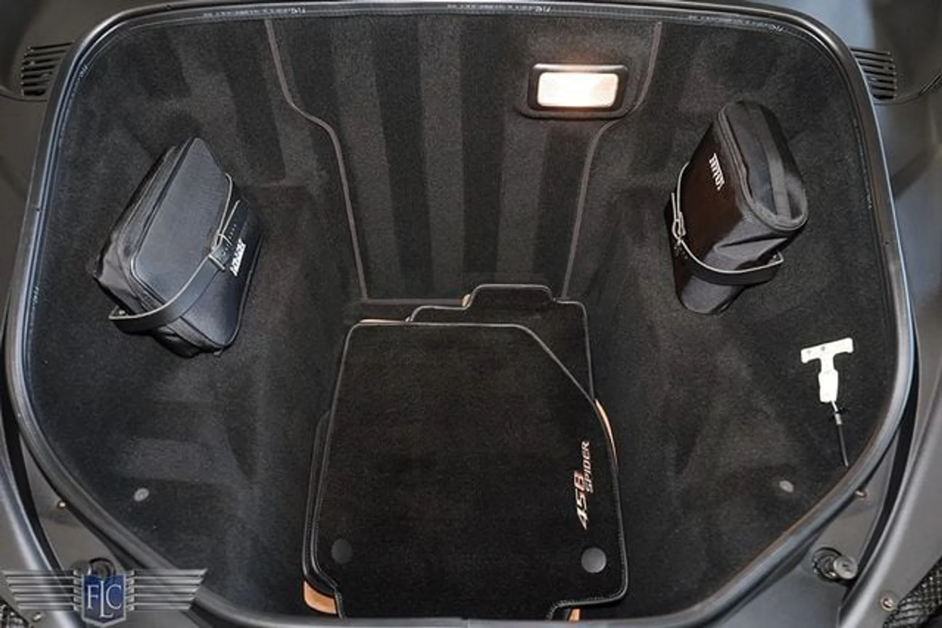 mph034_520764083_used_2013_ferrari_458_spider_9689_23036593_38_640_58cc24485d