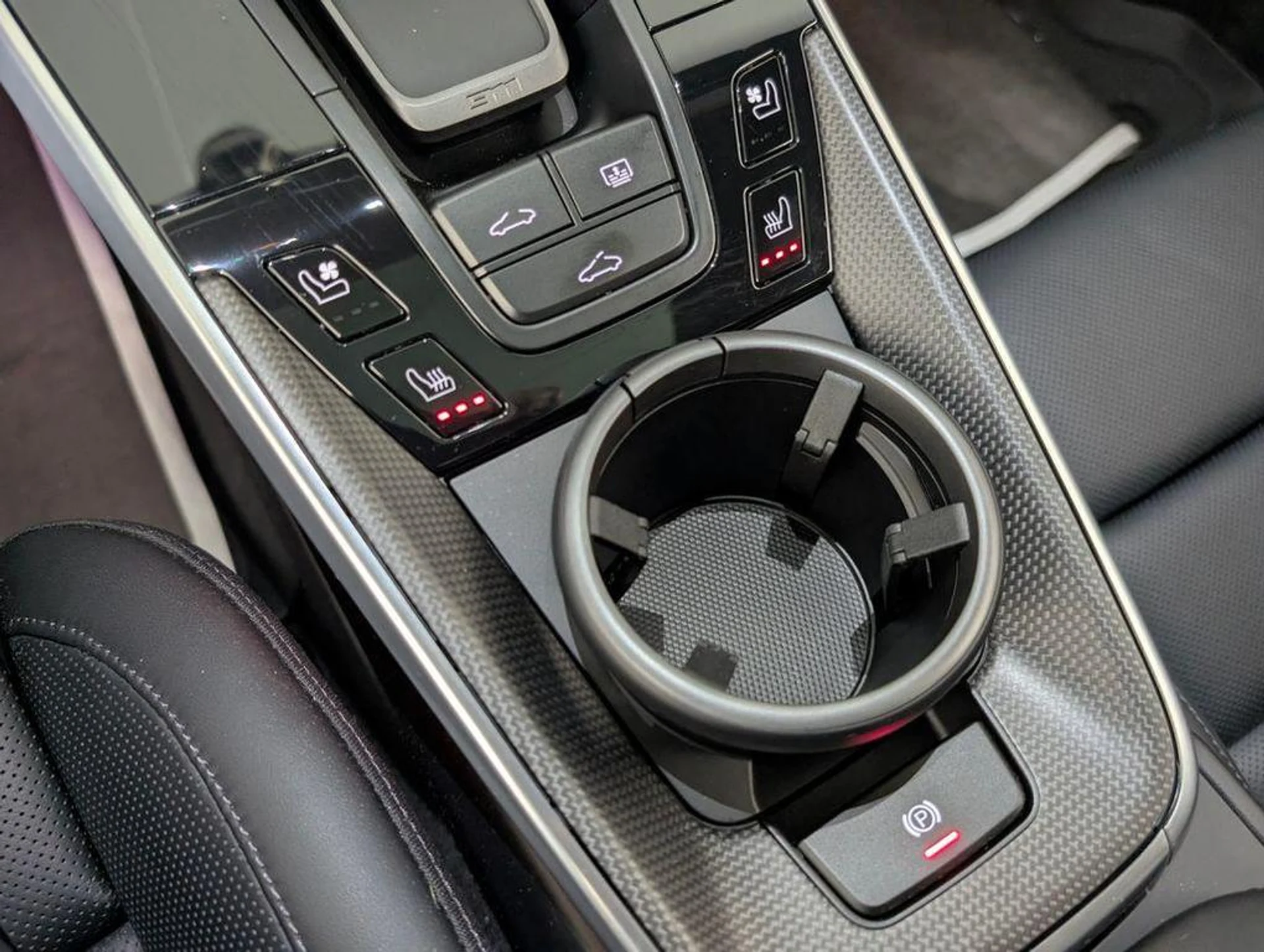 mph034_525577481_Mv2h_XV_Ujbn_Ms_Q8_BG_g_Wa_Hq9_Dpw_U_d011531e49