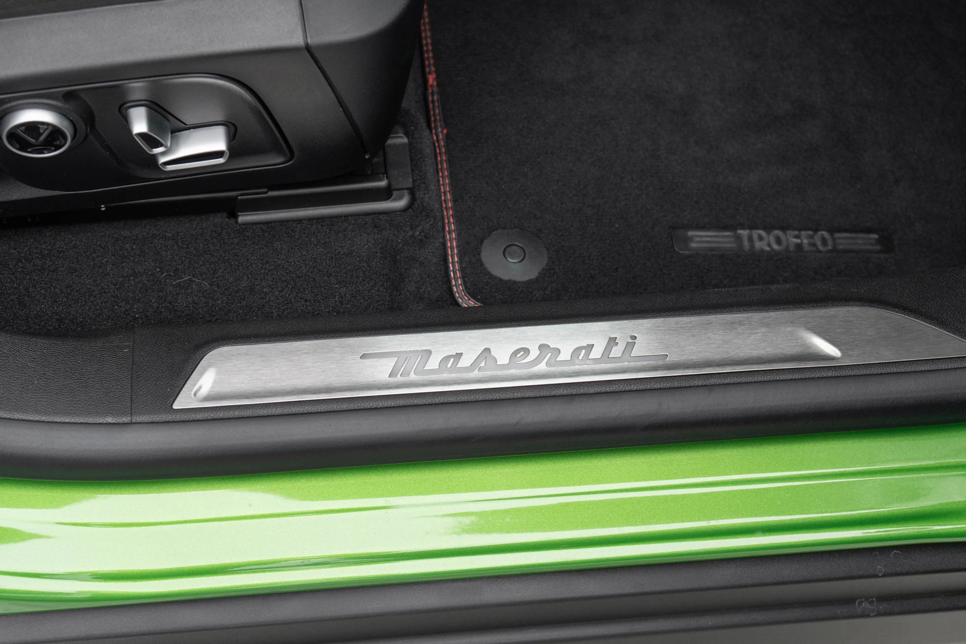 mph034_529223124_35_d6ec9c6ad3