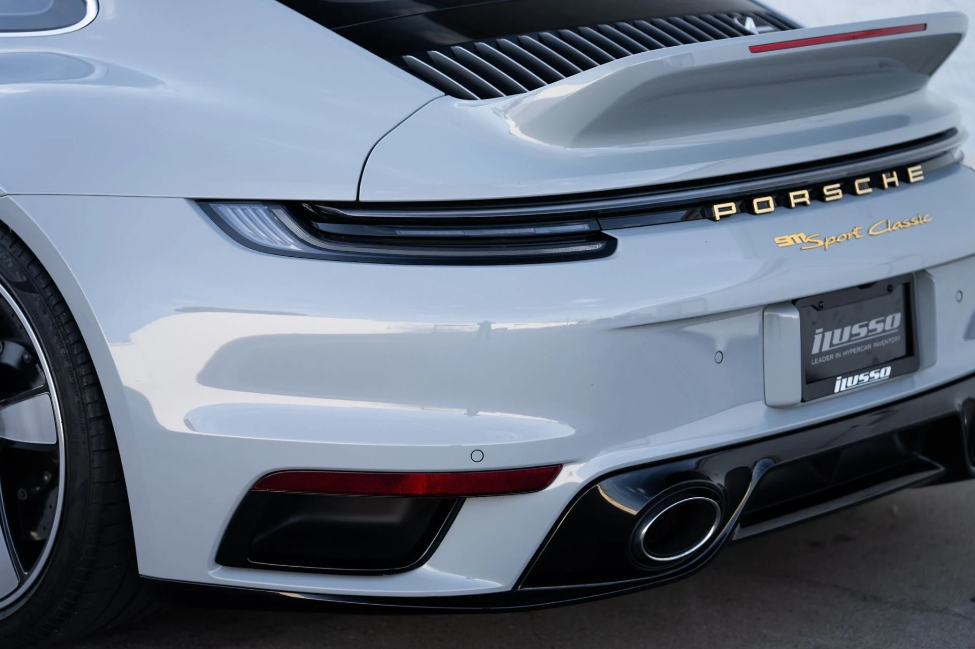 mph034_533529929_Used_2023_Porsche_911_Sport_Classic_1767656411_0195c34b58