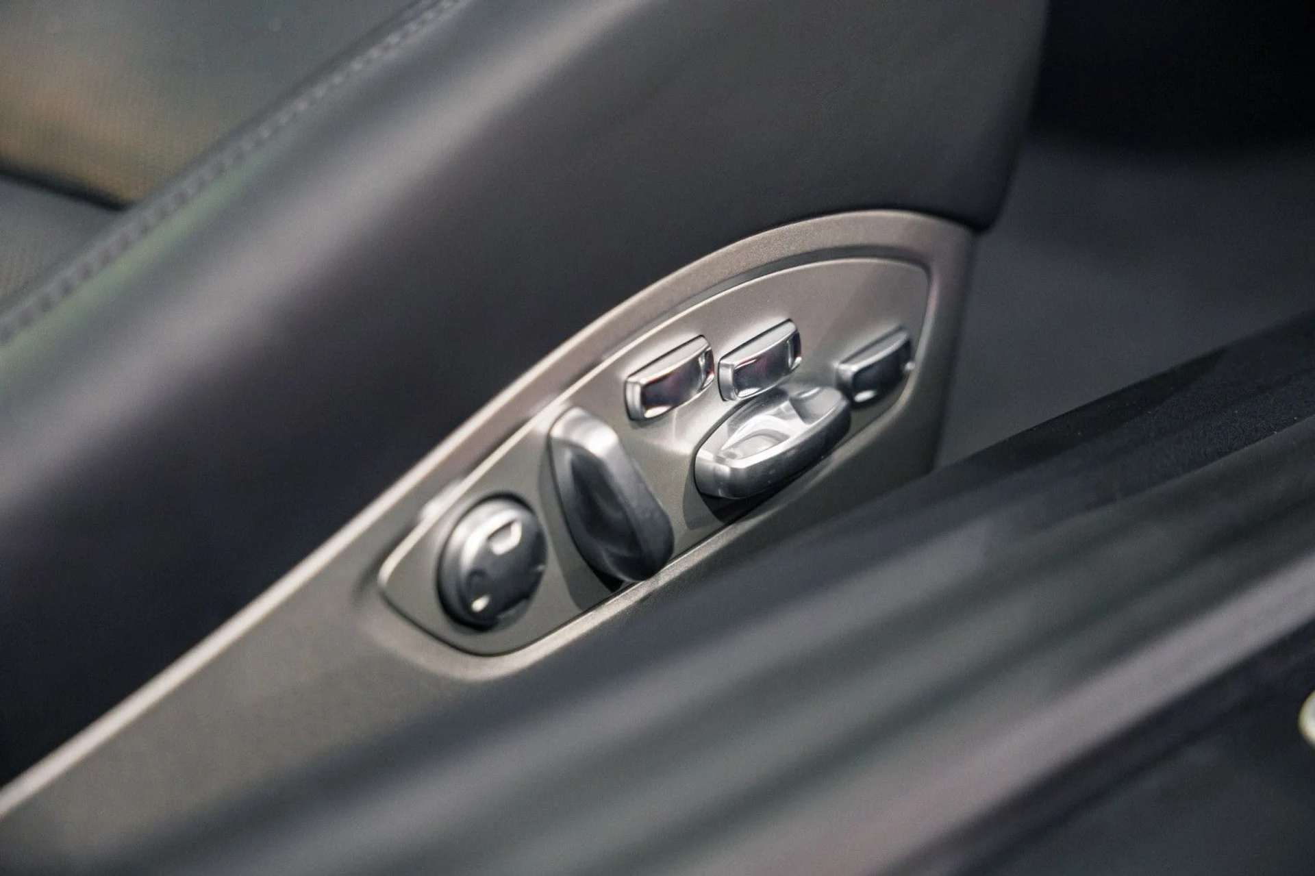 mph034_538127440_Qg_d8e868c849