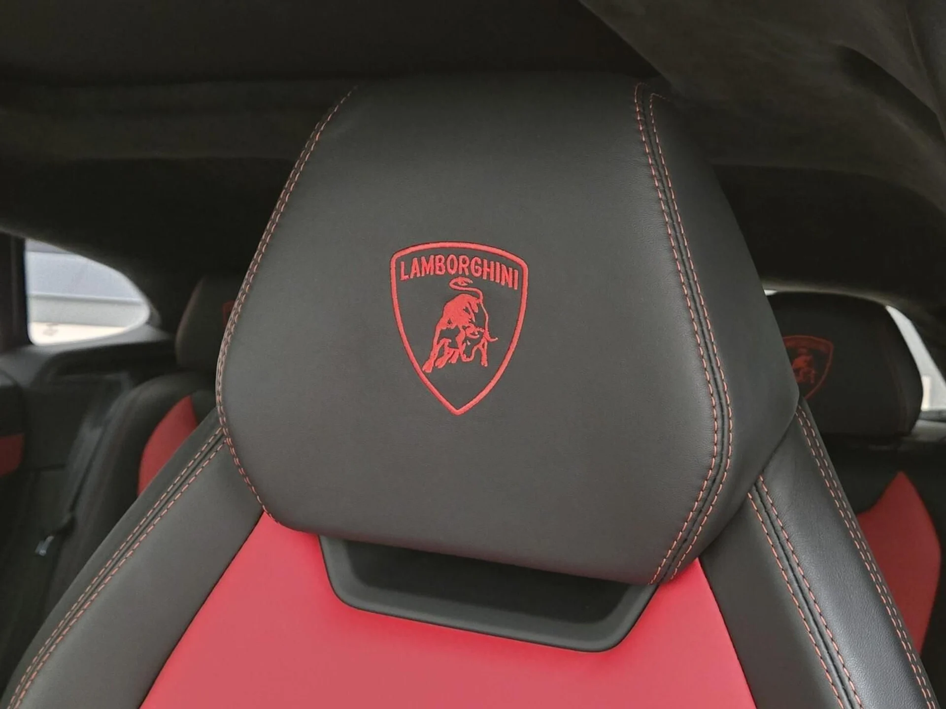 mph034_543929742_Used_2021_Lamborghini_Urus_1754376927_d9fd3e9280