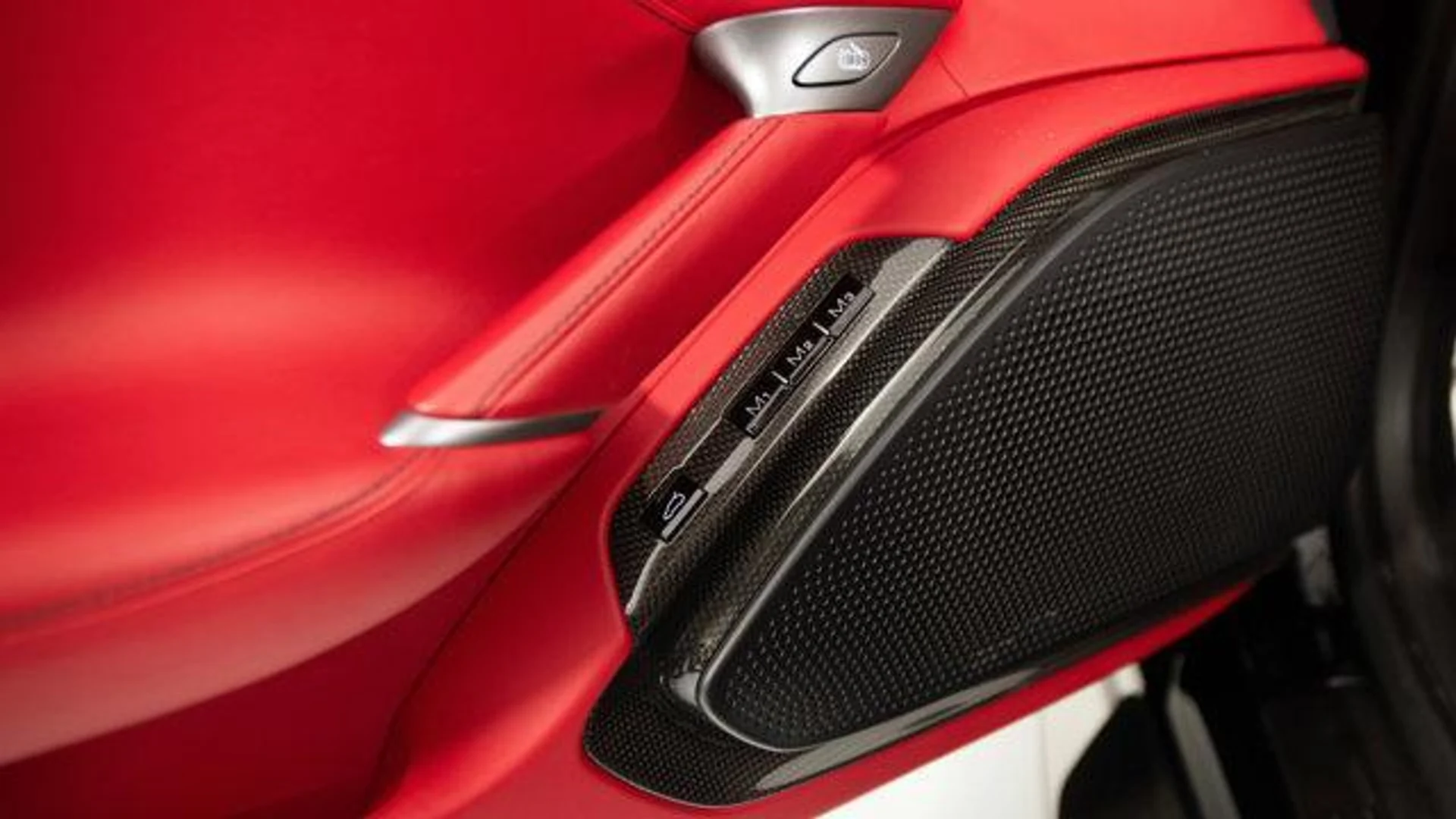 mph034_549403580_vk_Ay_h_Jb0_Zb4_Jyj_Bsea_L_Tnw8o_71fa9851bf