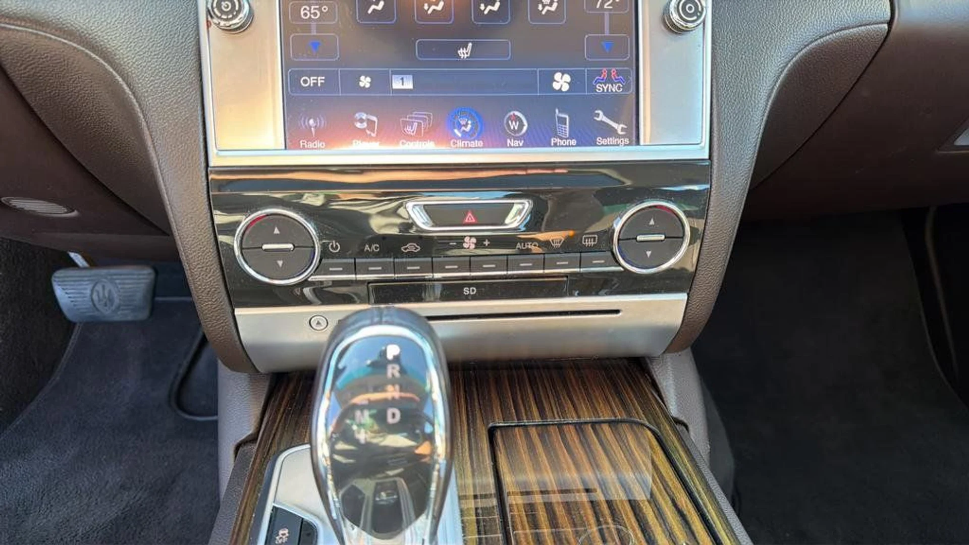 mph034_558872441_f0a0cbd3003e4747b8936161e234c098_75075f3ce9