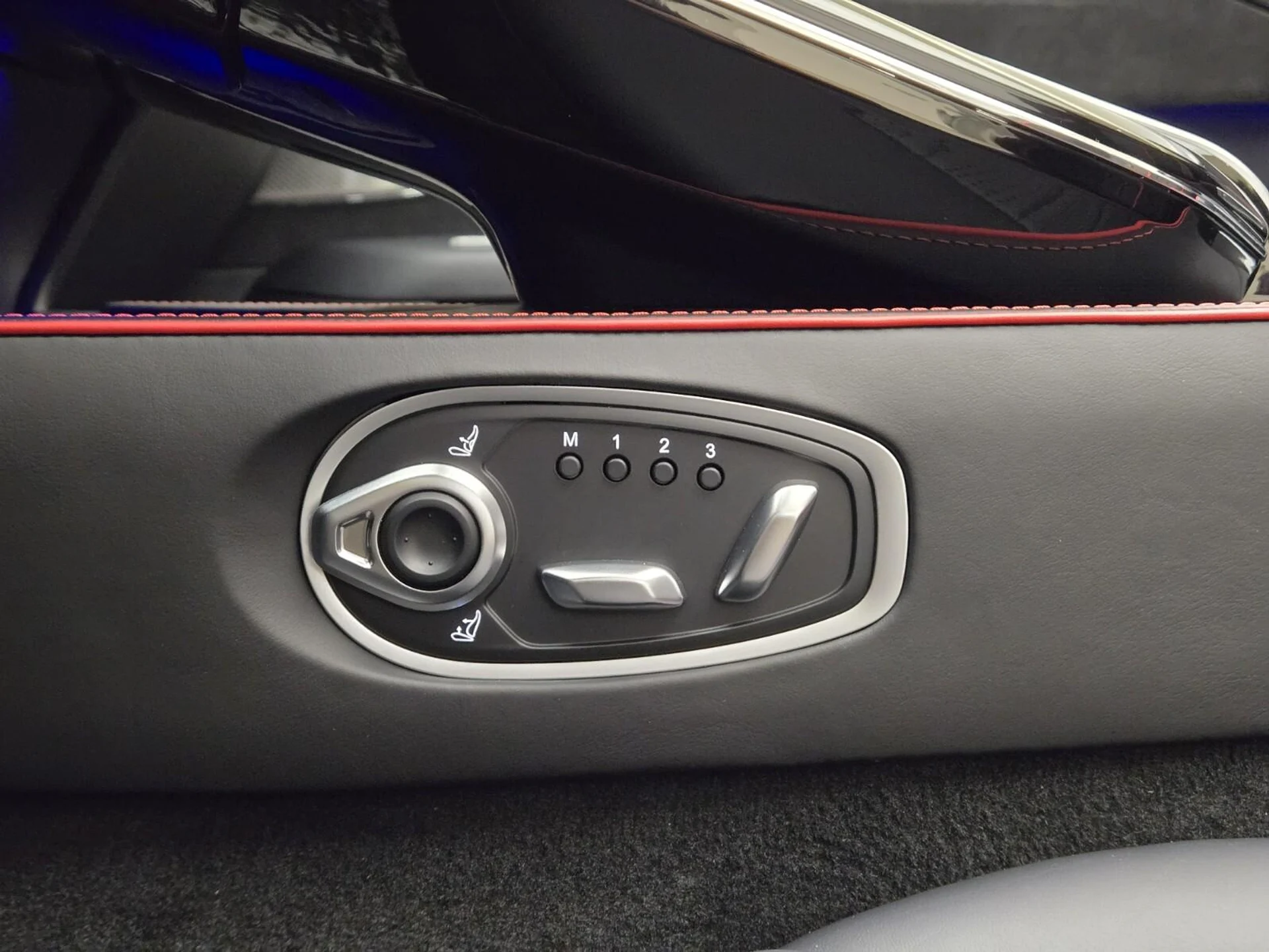 mph034_563880098_New_2026_Aston_Martin_Vantage_1768889975_a3d12b707f