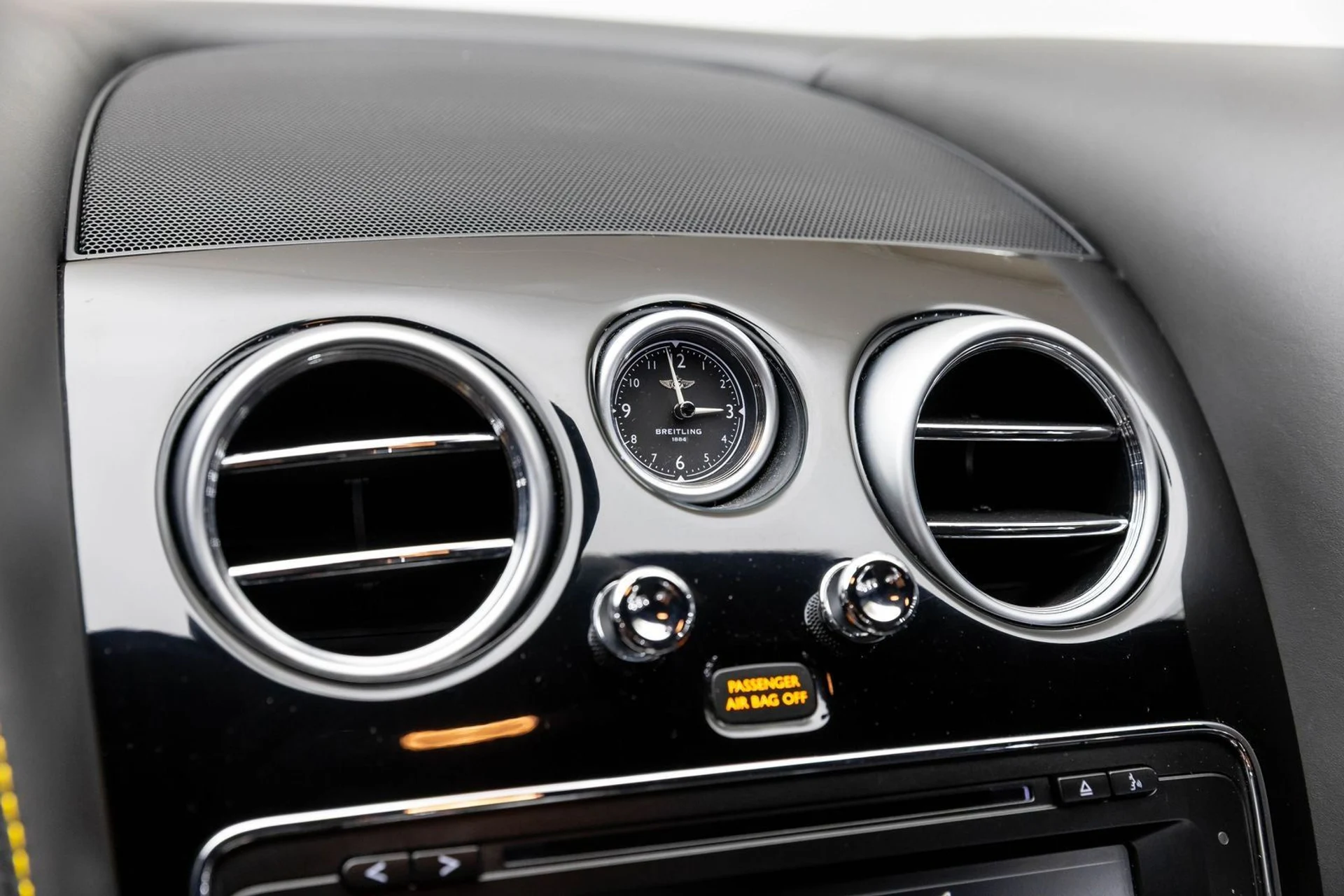 mph034_565260135_35_384c530e7c