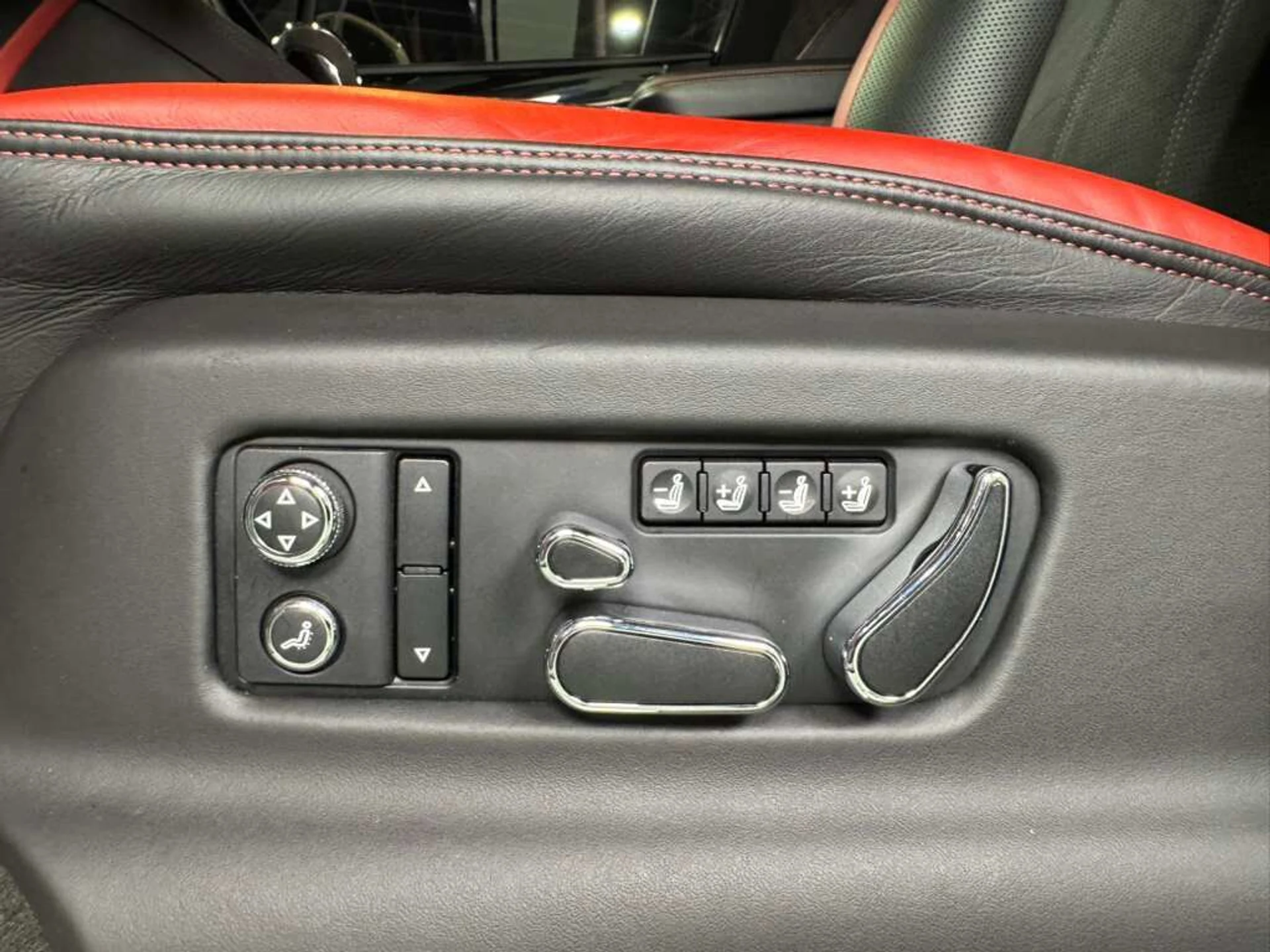 mph034_565372111_43d57cb9b658f7d880283e68fec41033_1ff6cd8d05