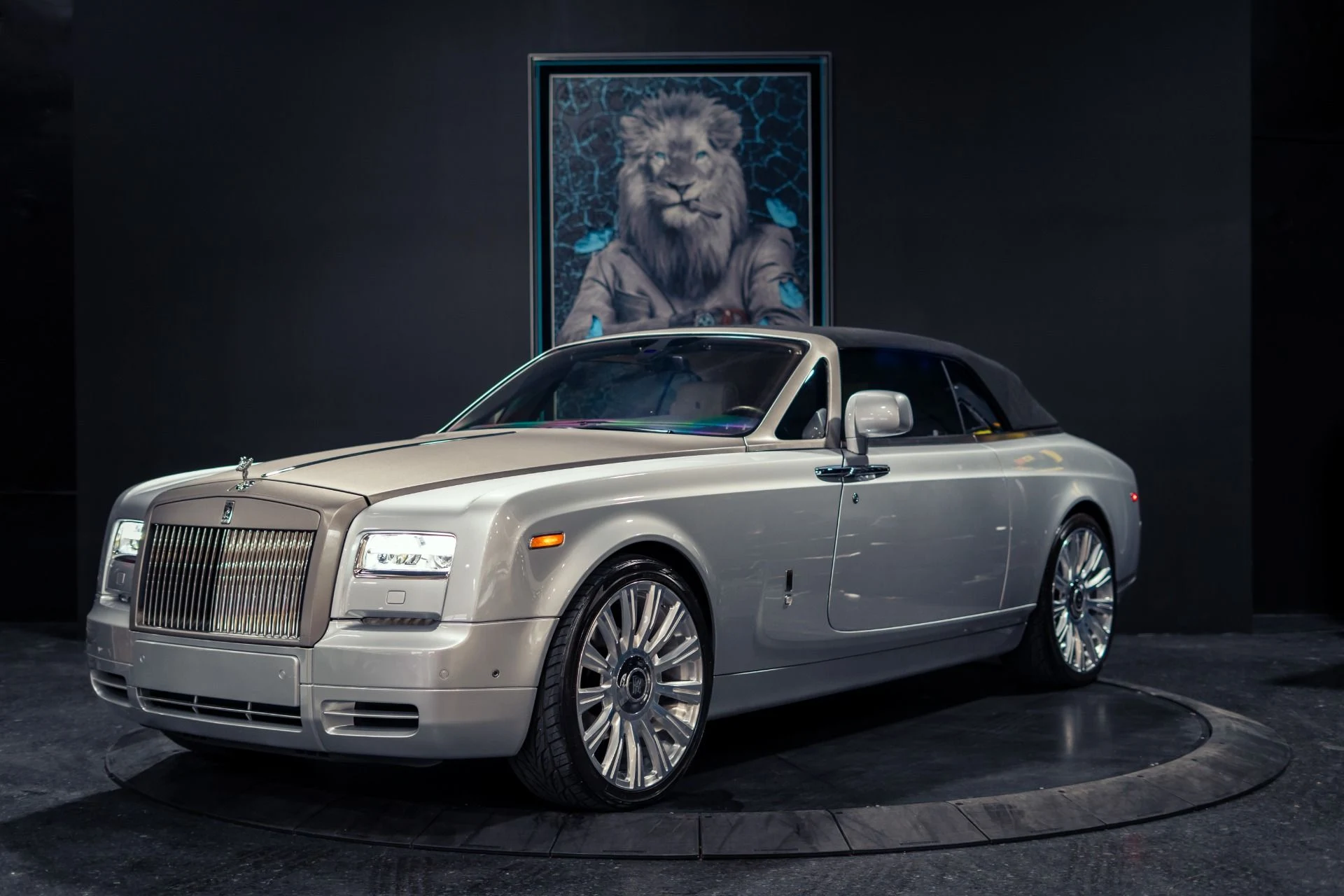 mph034_570504053_Used_2014_Rolls_Royce_Phantom_Drophead_Coupe_1782854989_95bc1501c3