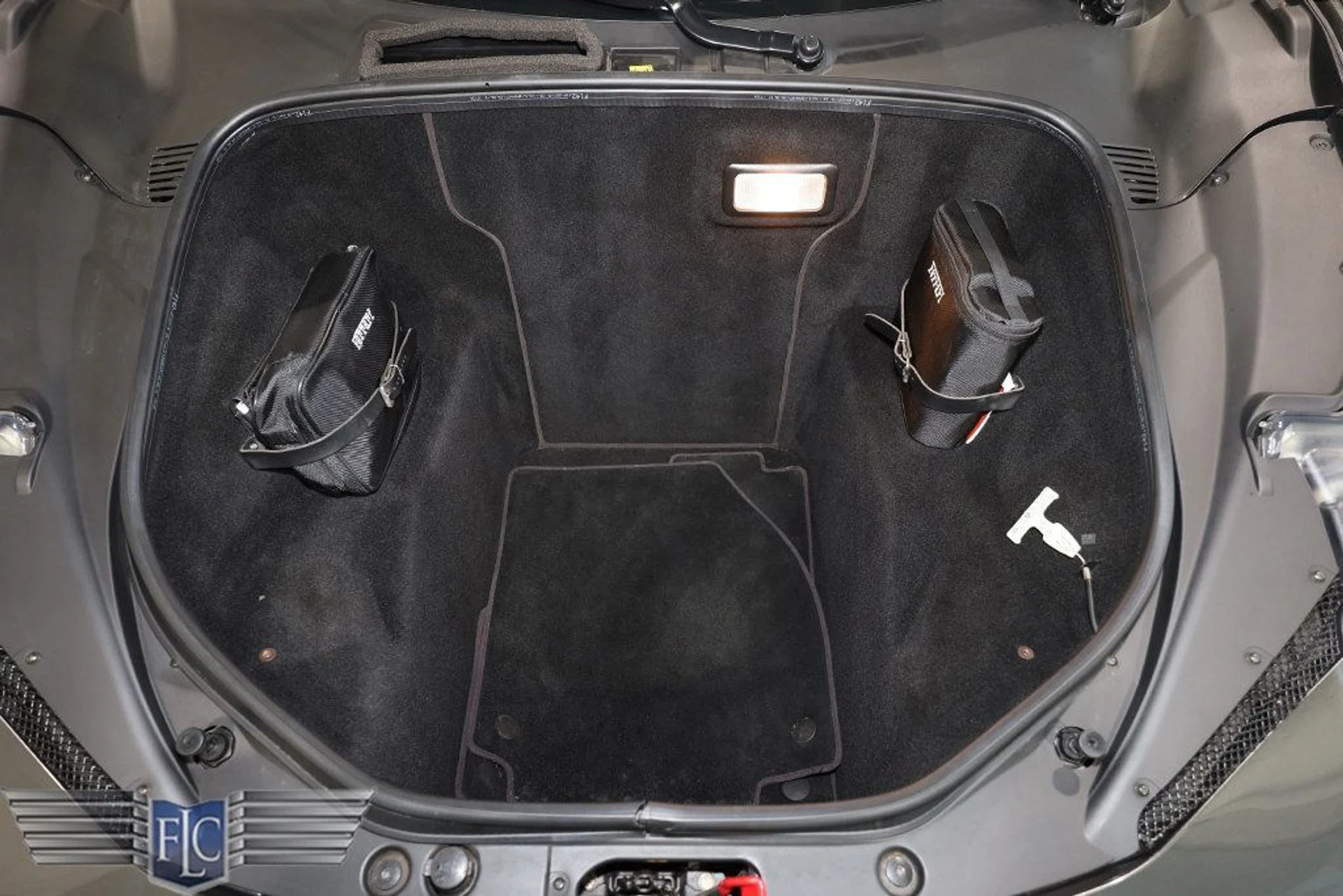 mph034_575479160_used_2013_ferrari_458_italia_2drconvertible_9689_22957289_35_1024_8b9b472f12