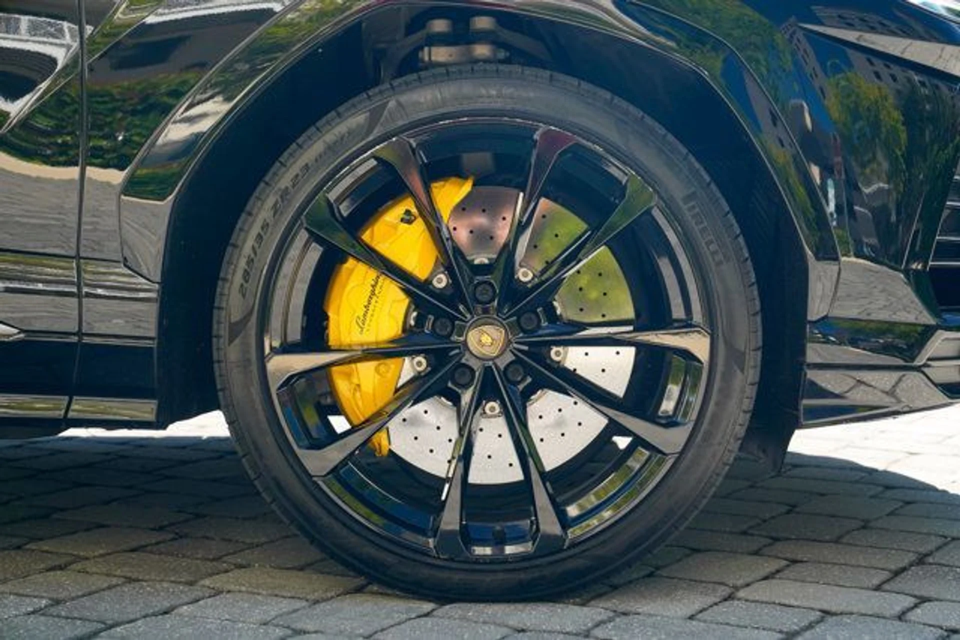 mph034_595367733_22919705_35_640_719361991e