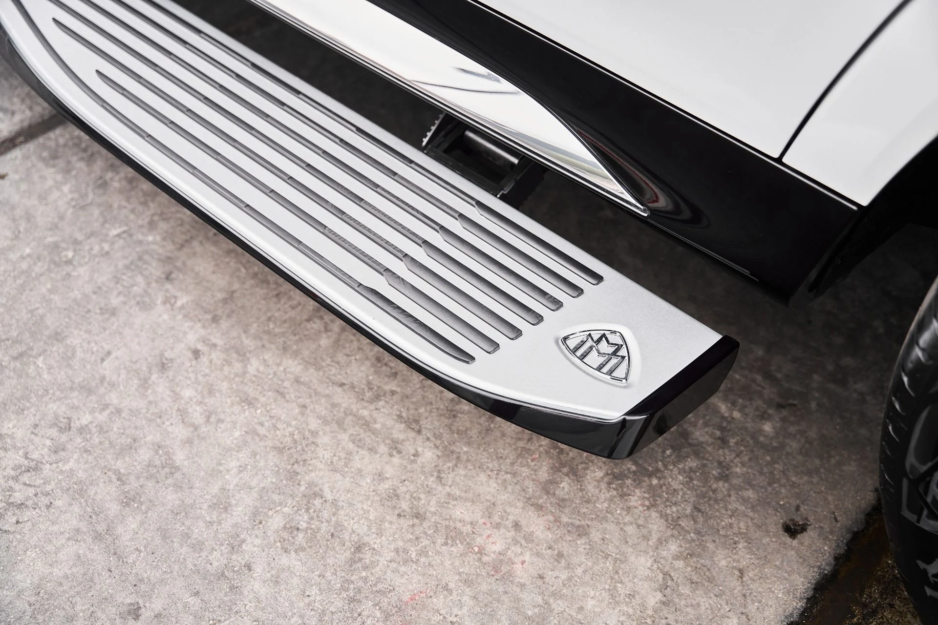 mph034_595409576_Used_2026_Mercedes_Benz_GLS_Maybach_GLS_600_1777160250_4b7275f102