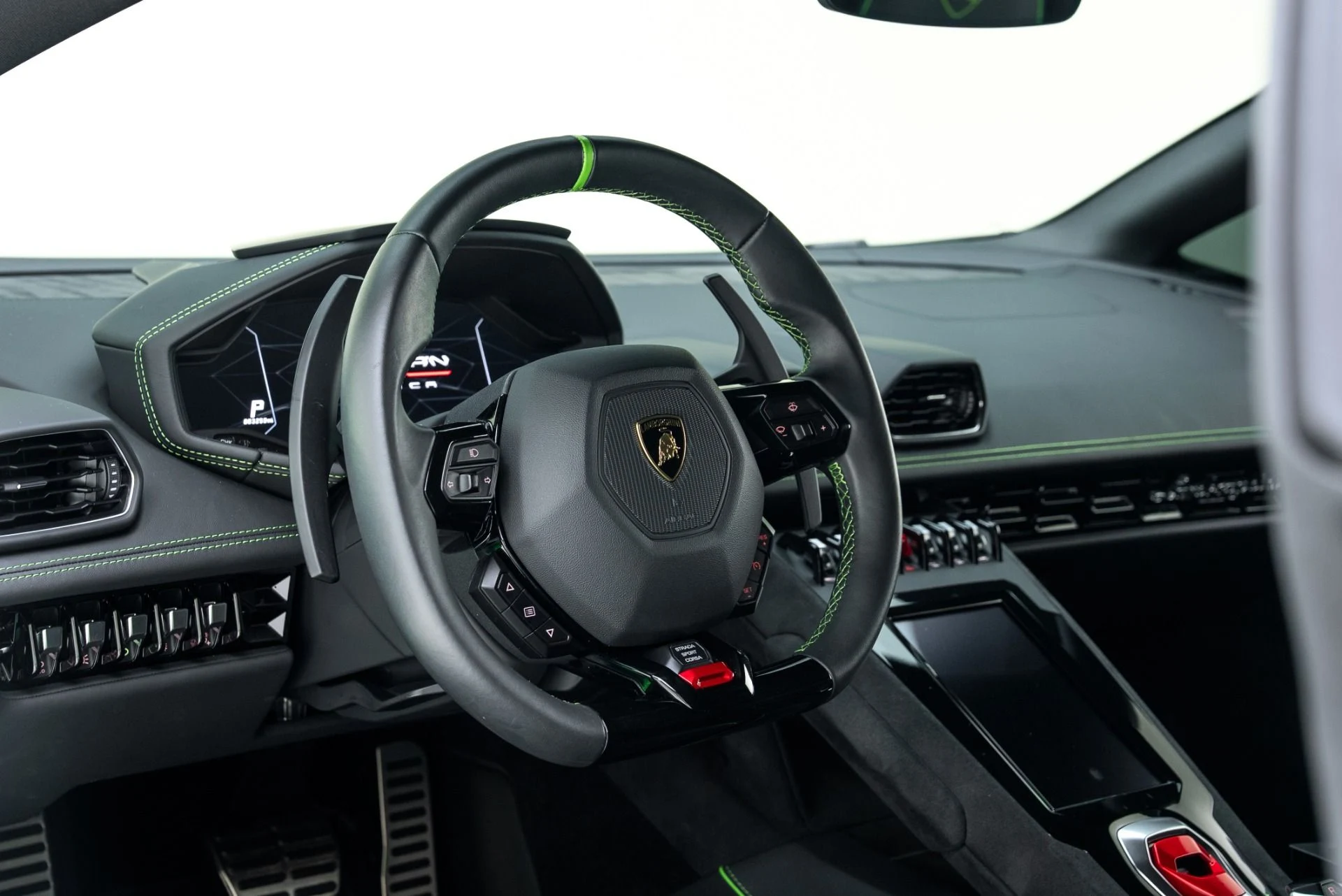 mph034_606784047_Used_2023_Lamborghini_Huracan_Tecnica_1775770975_a083602c96