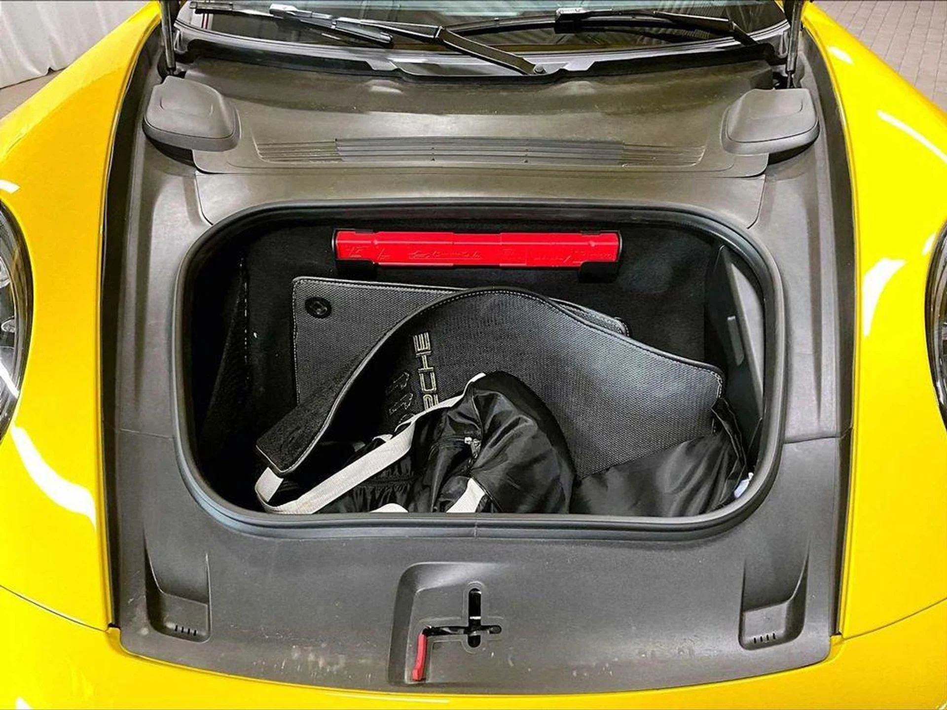 mph034_607148932_AZP_Qp_I7y_URX_8bg_K_PCS_Uri_Vedmo_fe528fb022