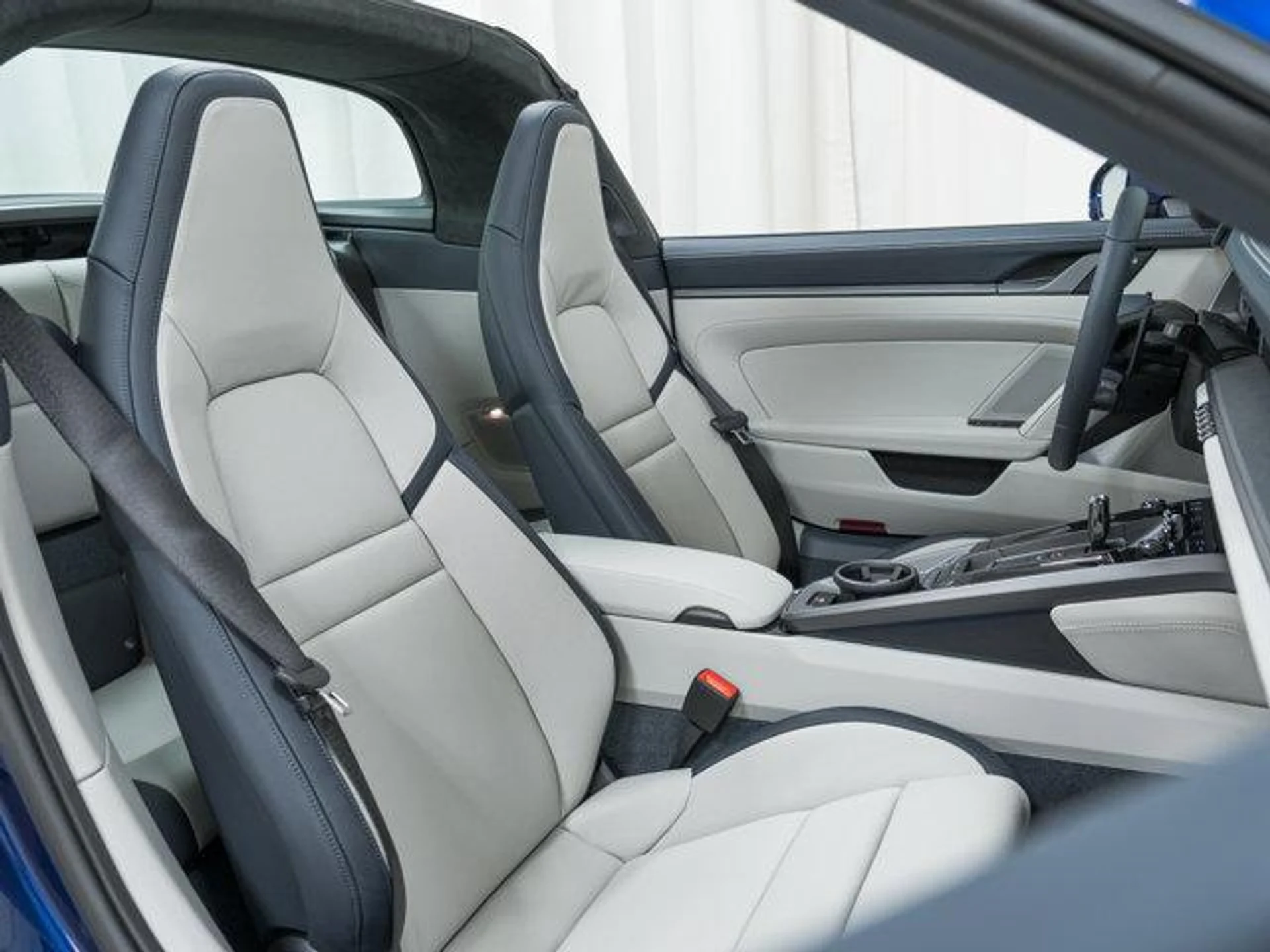 mph034_616569650_7_Sa_U9rw_H_Lqin0l_Op_DH_Cm_Pe_Ew_DN_0_73fddbbfa8