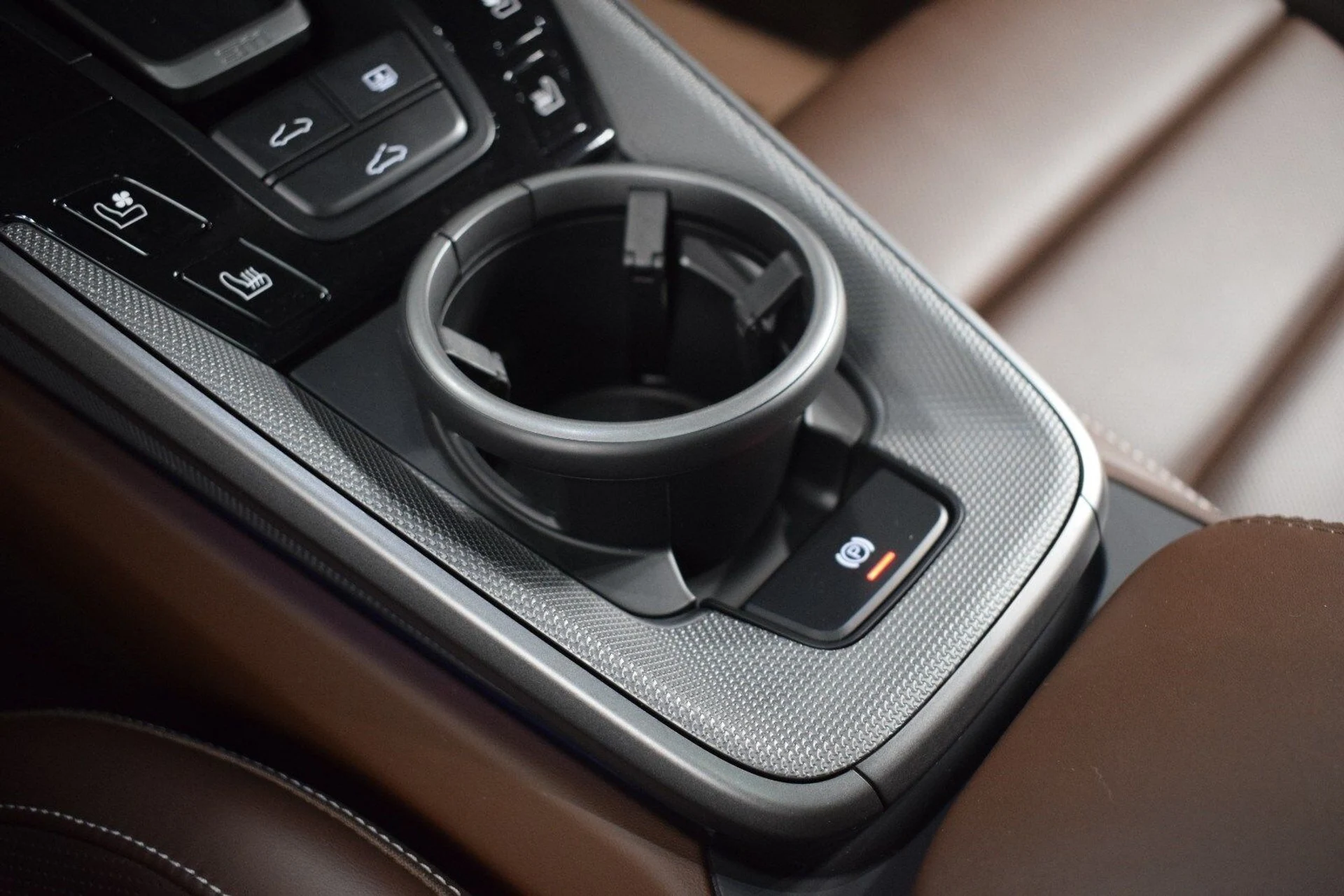 mph034_617065012_30bd4979b2616abacca35f64aba9baefx_b7f02cc70d