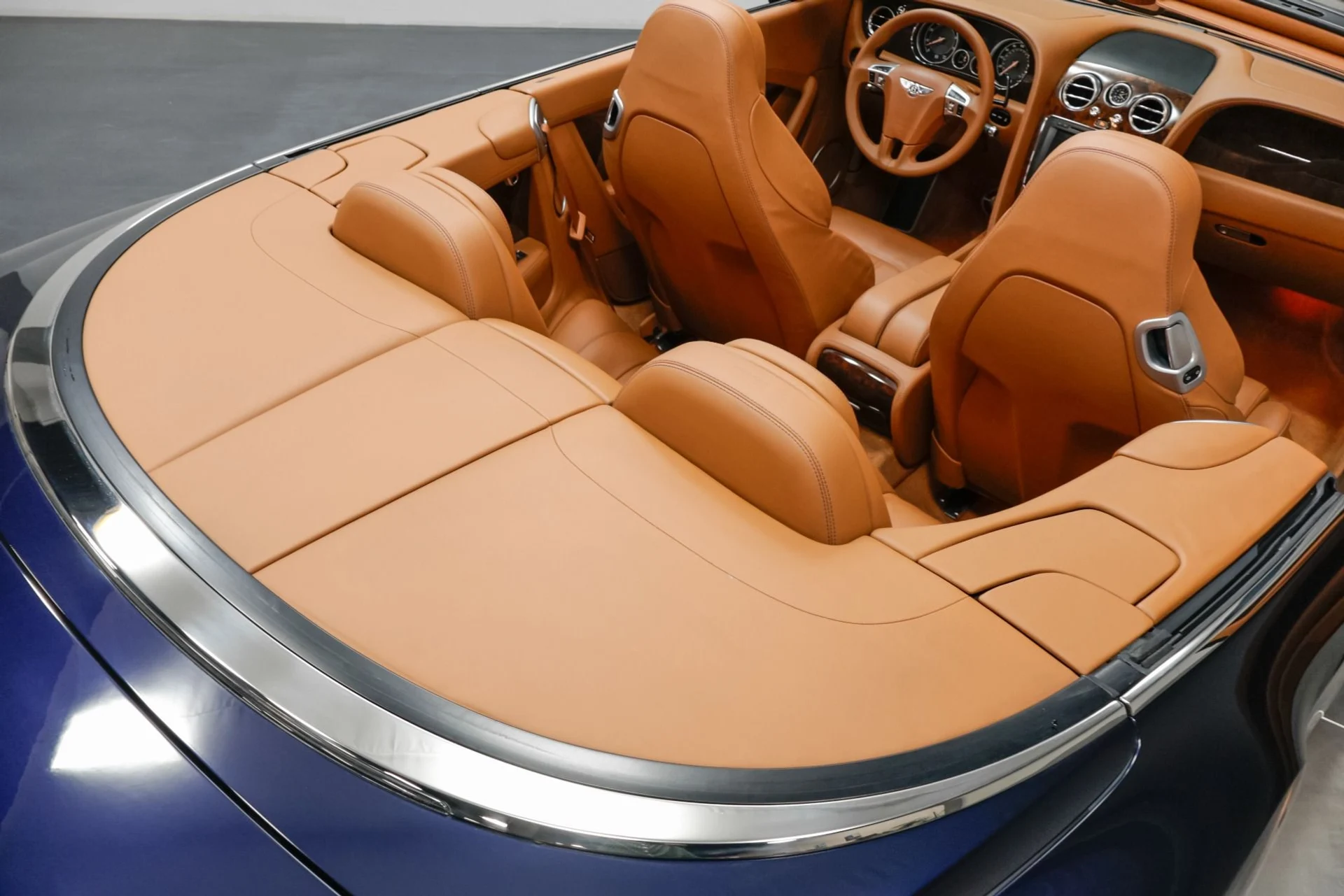 mph034_618044535_Used_2013_Bentley_Continental_GTC_1761057953_3024112f5d