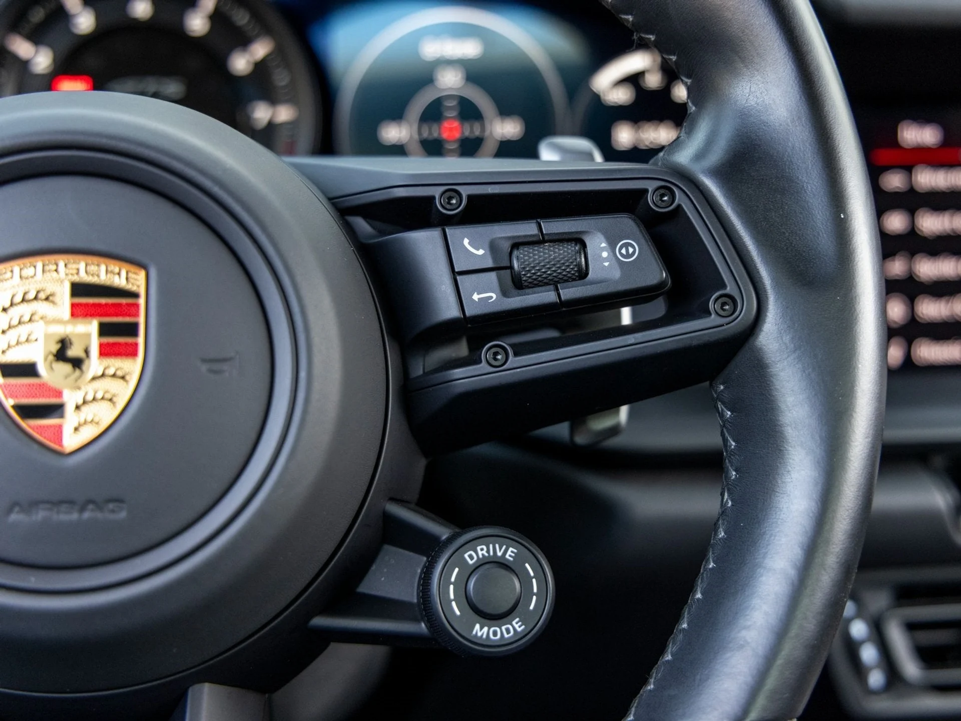 mph034_618138873_35_8c18903bae