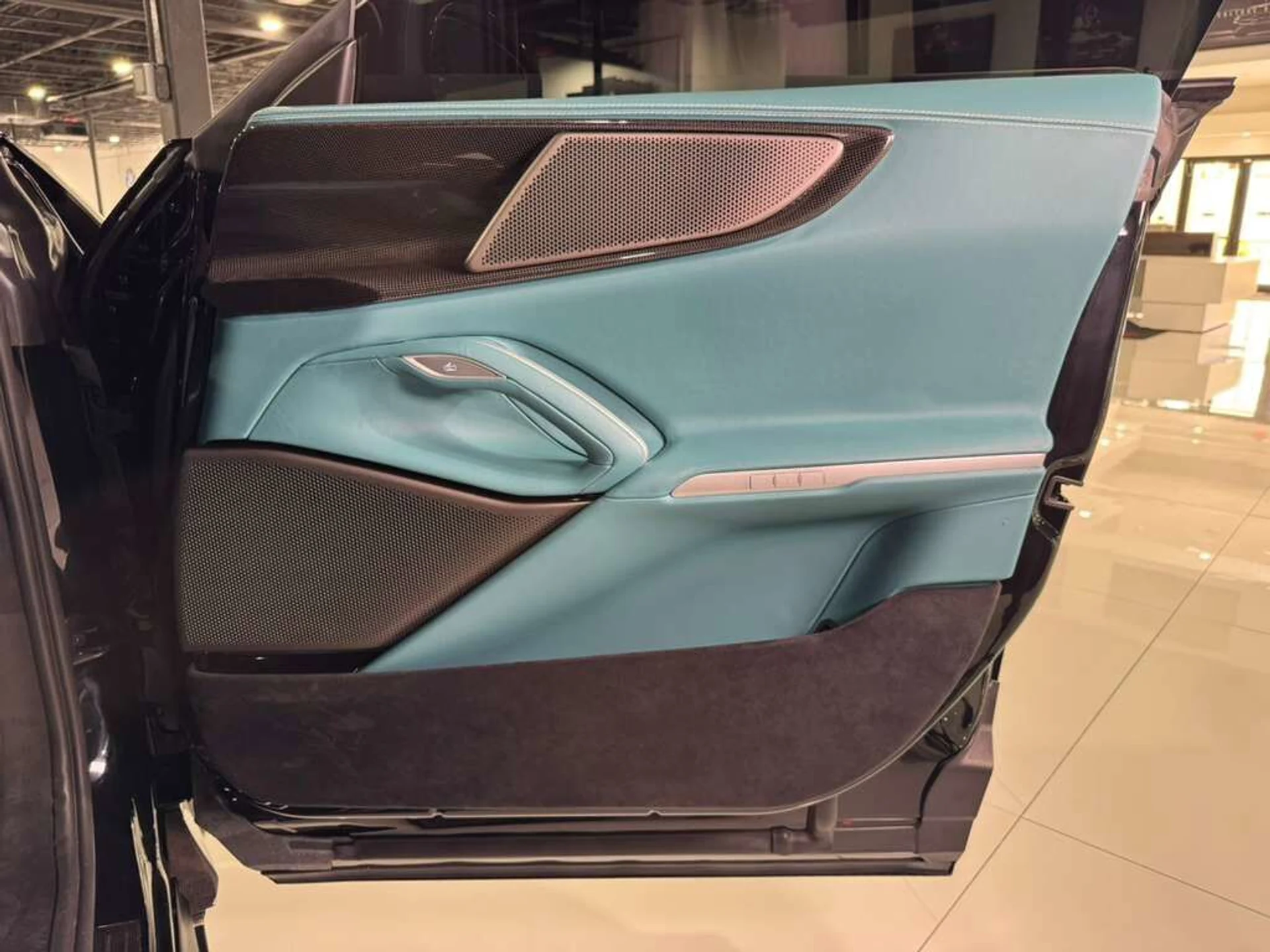 mph034_620518561_3cac1164ff869337853930f0108a4cfd_e7f1a57dfd