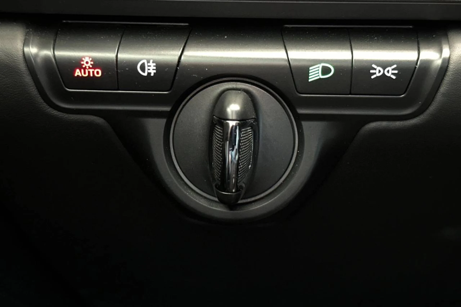 mph034_628178173_1280_8127830a6b