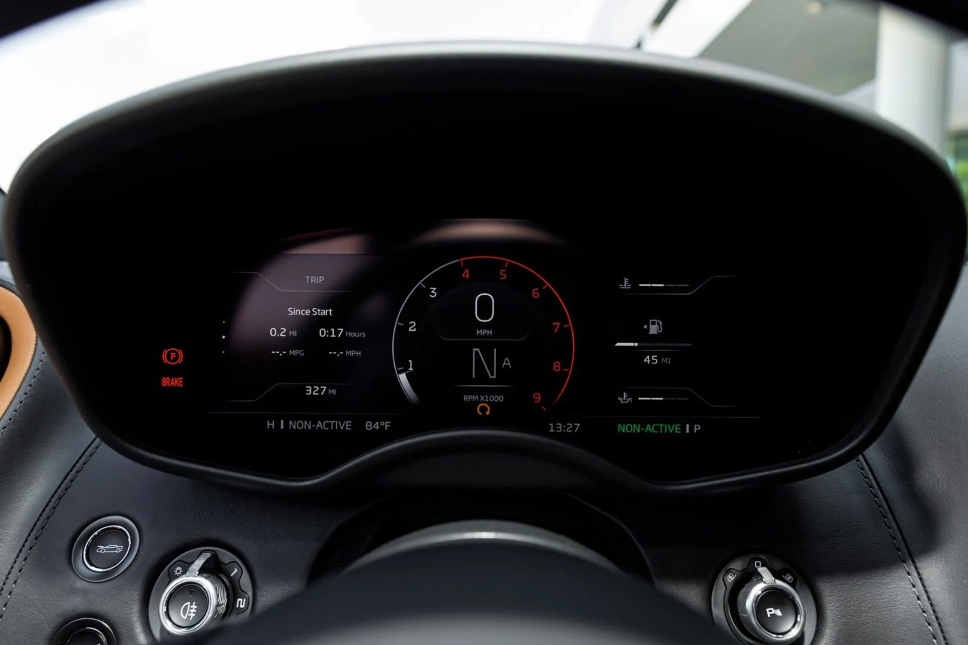 mph034_644336230_470_p35_l_52a6531ea8