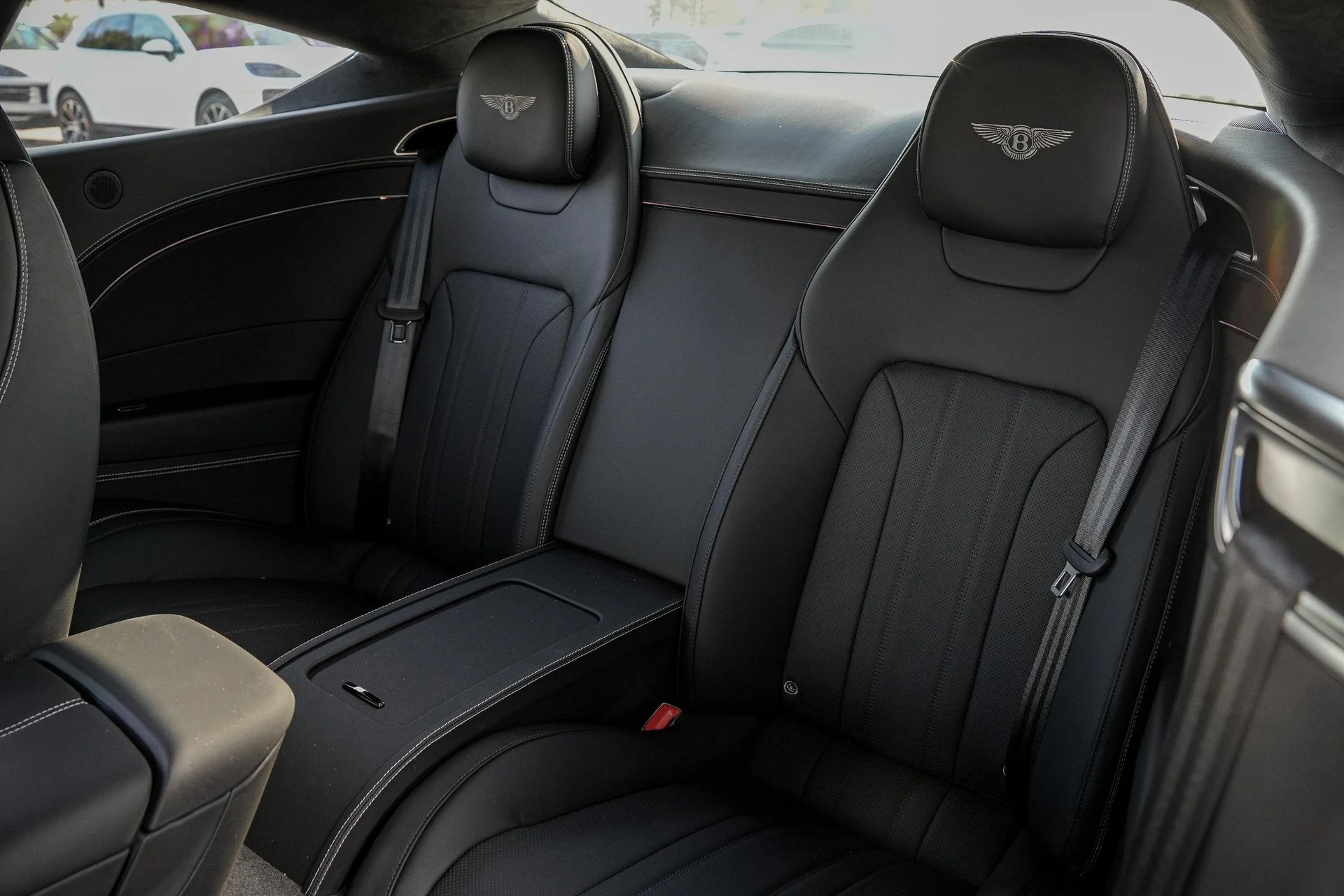 mph034_646419191_Hi_Tech_Luxury_Imports_LLC_SCBCP_2_ZG_5_TC_023736_image_34_ede3770926