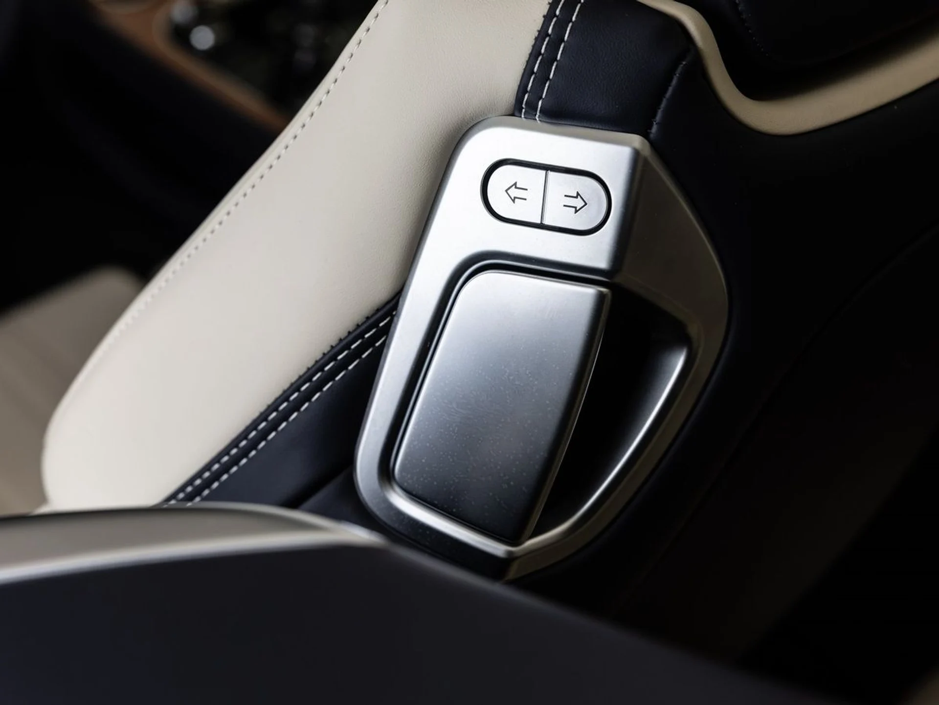 mph034_657288202_8y71okj5r03cjvg6ol99wtznx7dv_d06b39358f