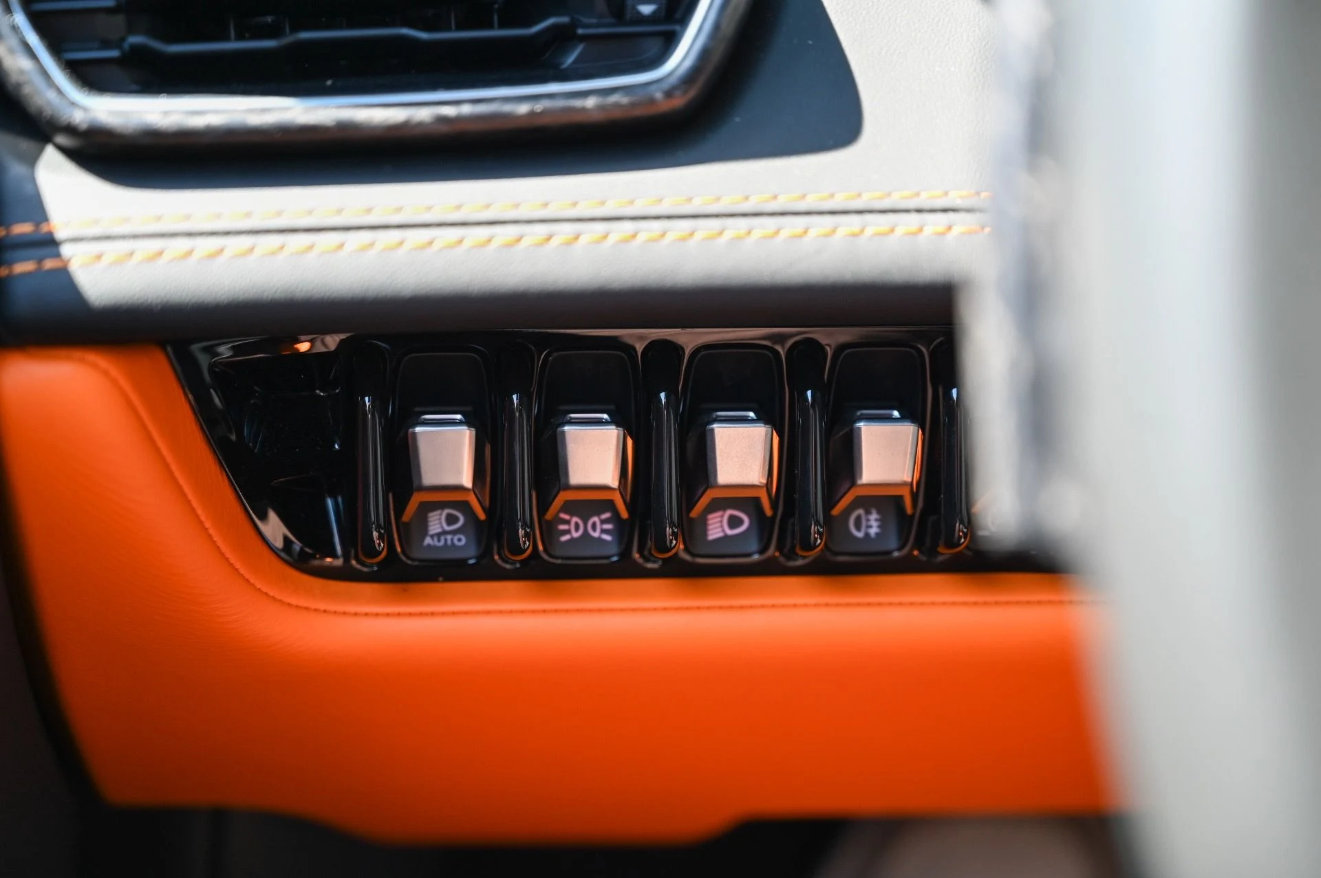 mph034_65885642_Used_2020_Lamborghini_Huracan_LP_610_2_EVO_1747842862_bc48567c75